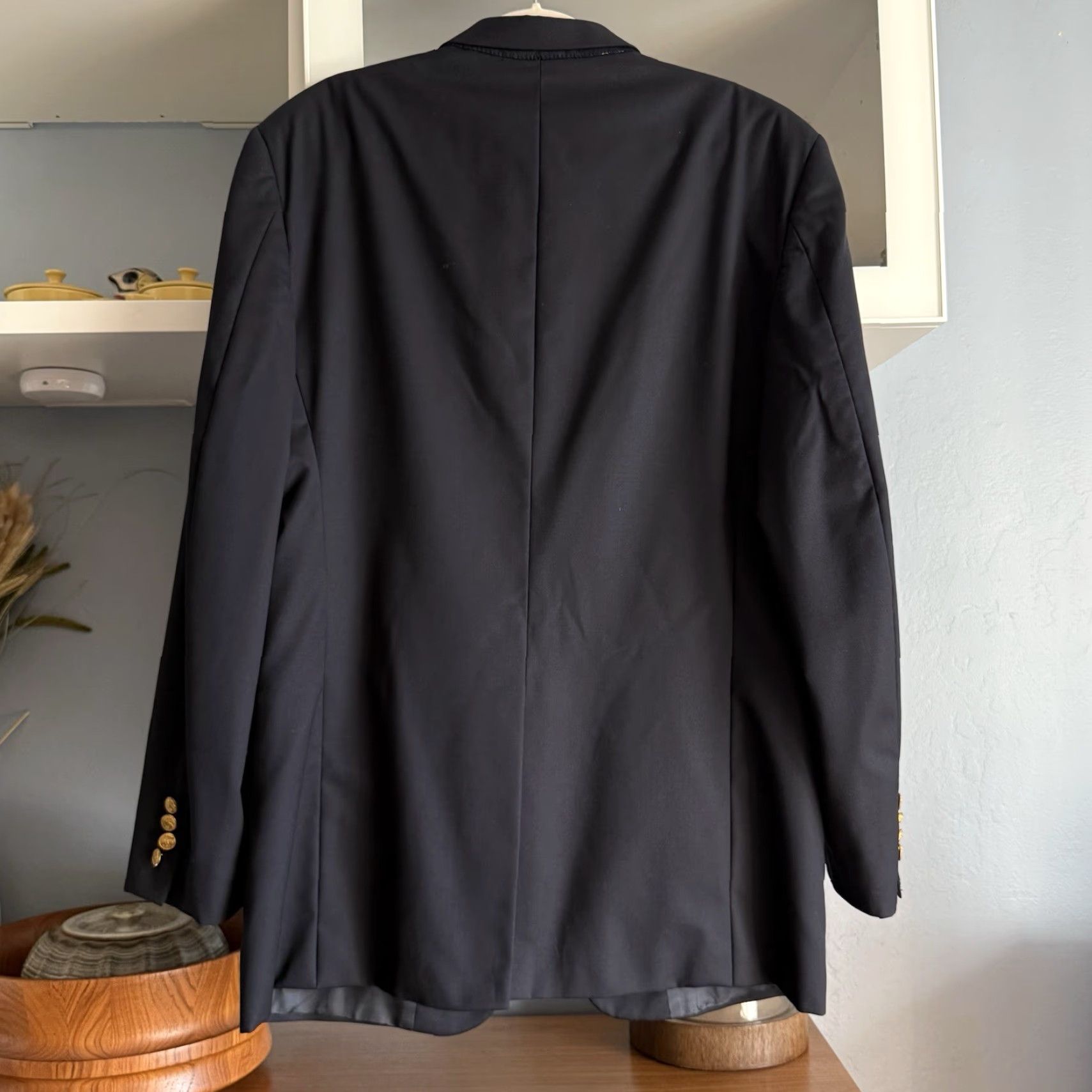 Brooks Brothers BROOKS BROTHERS "346" Mens Wool Blazer 46L Navy Gold Buttons Sport Coat Classic Jacket Blazer Men Size 46R - 2 Thumbnail