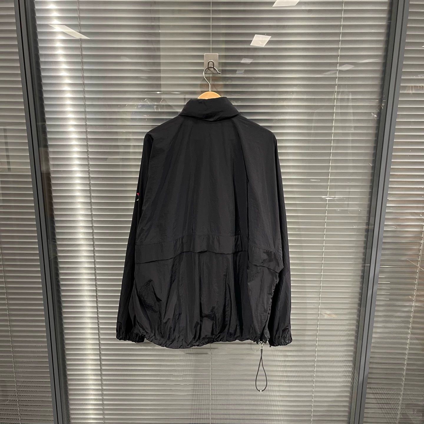 Louis Vuitton Louis Vuitton 2054 Rainbow Tech Jacket 48 99 New Size US M / EU 48-50 / 2 - 2 Thumbnail