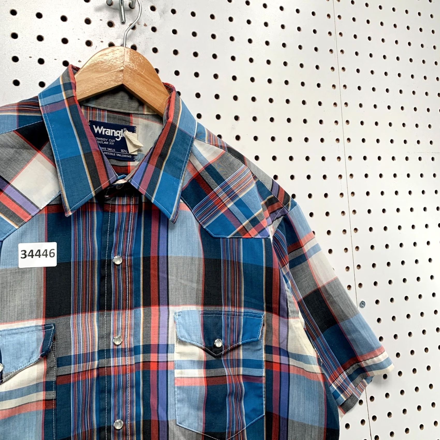Wrangler VINTAGE Wrangler Snap Western Shirt Mens Large Blue Cowboy Cut Distressed 23x32 Size US L / EU 52-54 / 3 - 7 Thumbnail