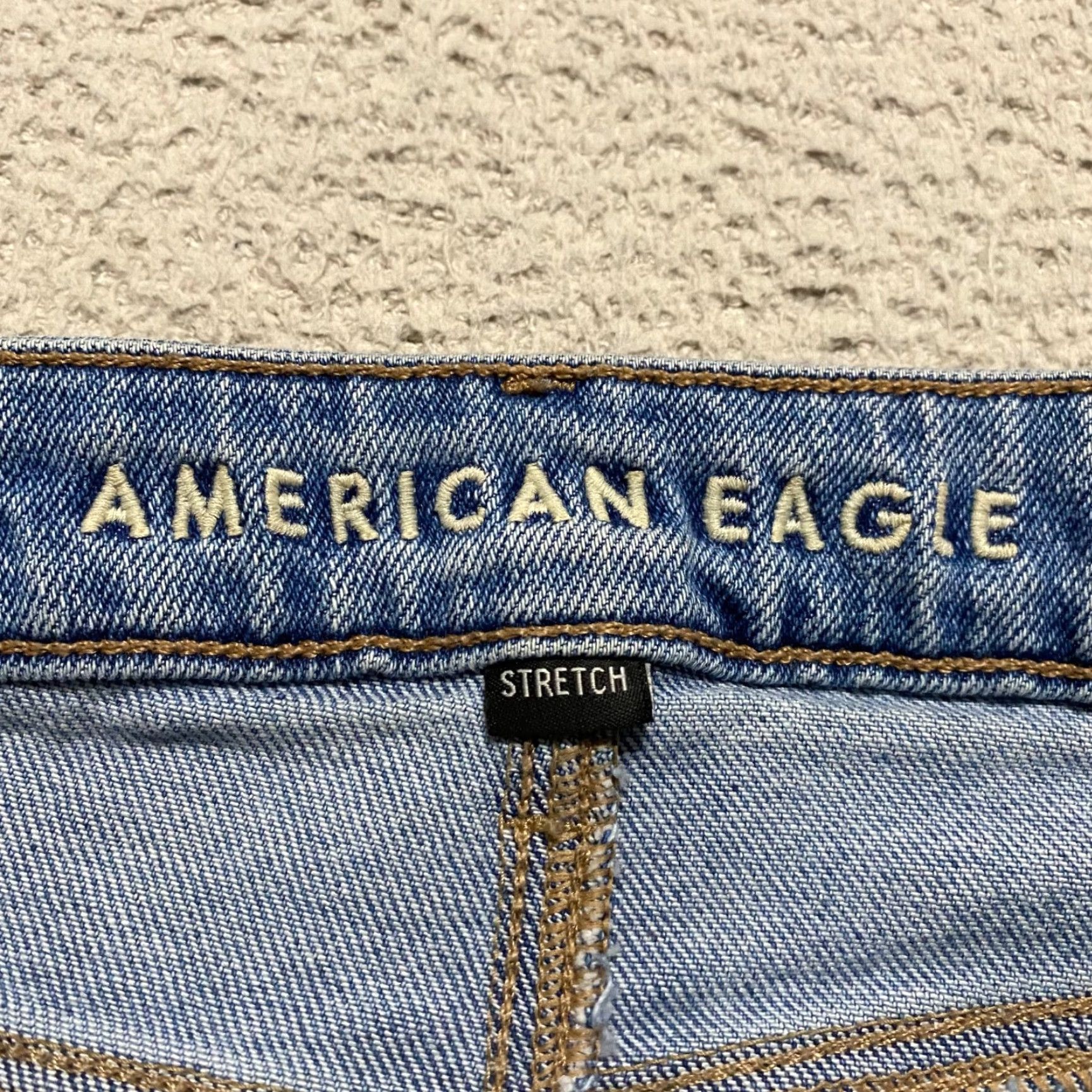 American Eagle Outfitters American Eagle Outfitters Mom Jeans Womens 0P Blue Denim Distressed High Rise Medium Wash Jeans Women Size 25" / US 0 / IT 36 - 3 Thumbnail