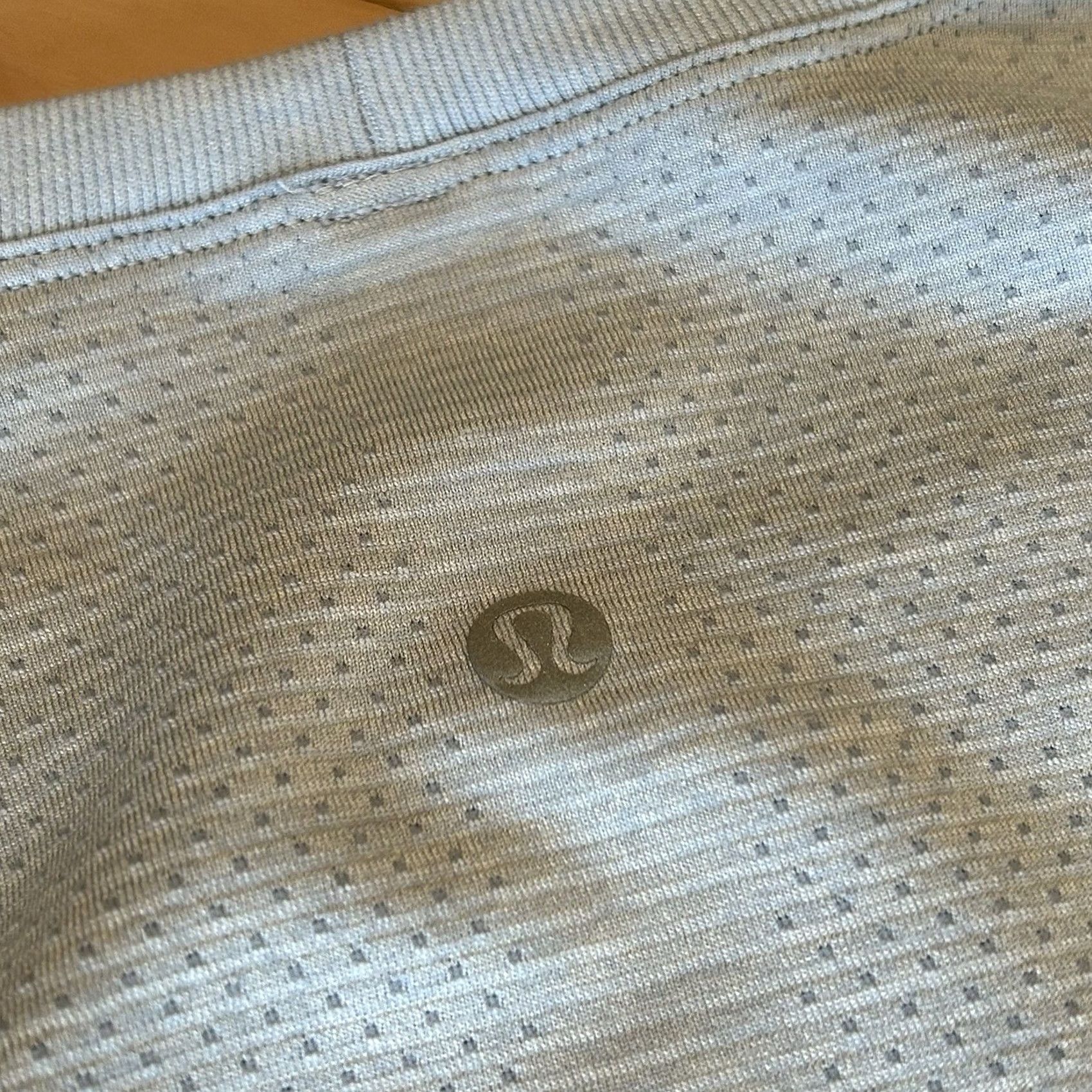 Lululemon VINTAGE Distressed Lululemon Swiftly Relaxed Top Long Sleeve Women’s 6 Size M / US 6-8 / IT 42-44 - 5 Thumbnail