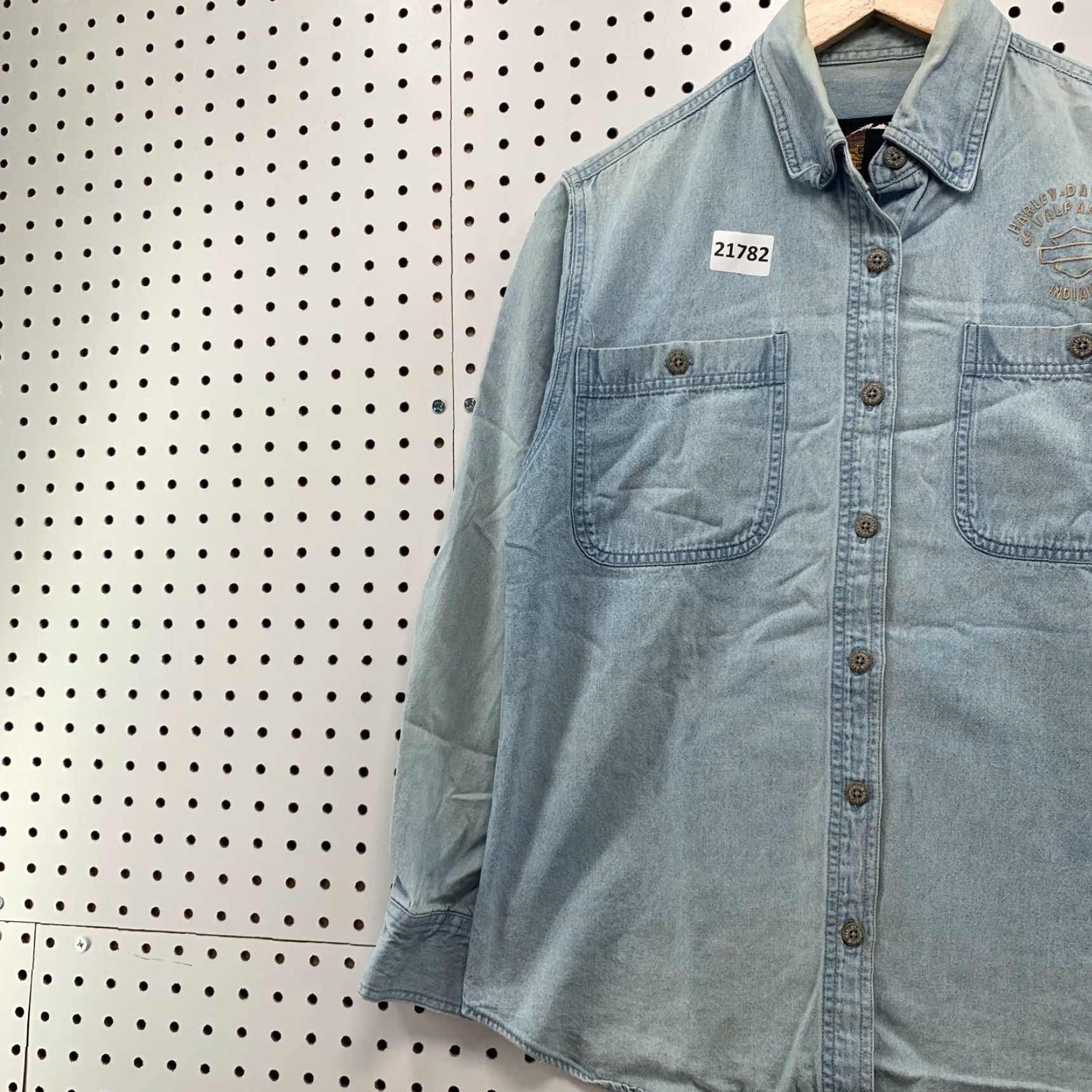 Harley Davidson VINTAGE Harley-Davidson Button-Up Shirt Denim Blue Adult Small Embroidered Motorcycle 90s Mens Size US S / EU 44-46 / 1 - 4 Thumbnail