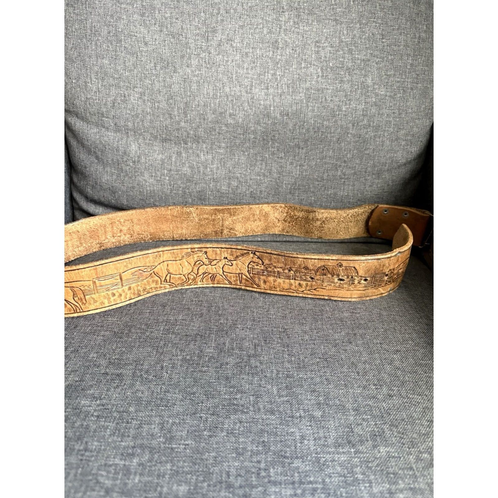 Vintage VINTAGE Tooled Leather Horse Belt MELVIN Eagle Buckle Western Custom Engraved Name Size ONE SIZE - 5 Thumbnail