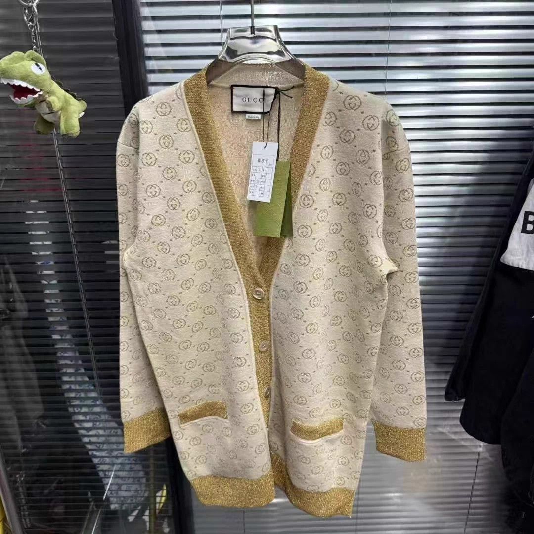 Gucci Gucci GG all over platinum cardigan S New w/ tags Size US S / EU 44-46 / 1 - 1 Thumbnail