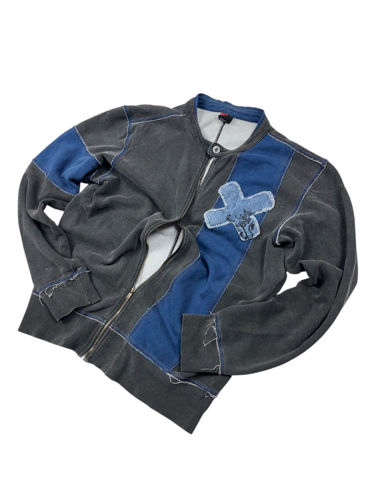 Diesel Vintage y2k Diesel Distressed Style Full Zip Sweatshirt Size US L / EU 52-54 / 3 - 3 Thumbnail