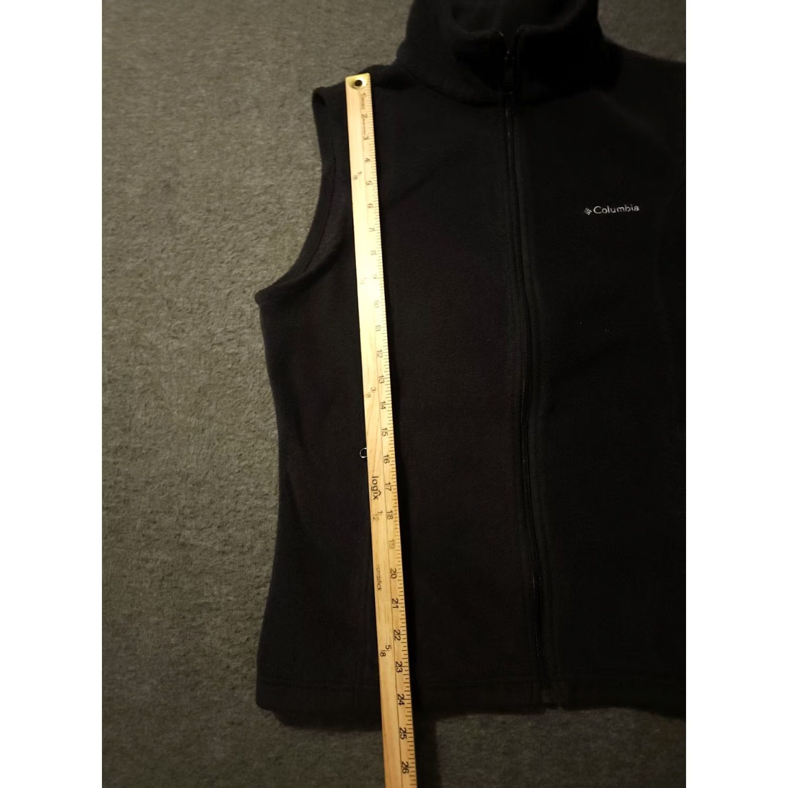 Vintage Columbia Vest Men's Large Black Full Zip Stand-Up Collar Pockets Fleece Outer Shell Polyester Regular Fit Size US L / EU 52-54 / 3 - 4 Thumbnail
