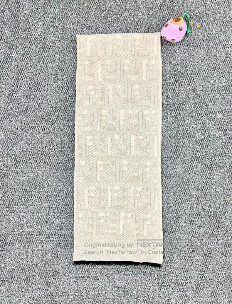 Fendi Fendi size 180*35 cm Gray Monogram Logo Fuzzy Scarf Size ONE SIZE - 2 Thumbnail