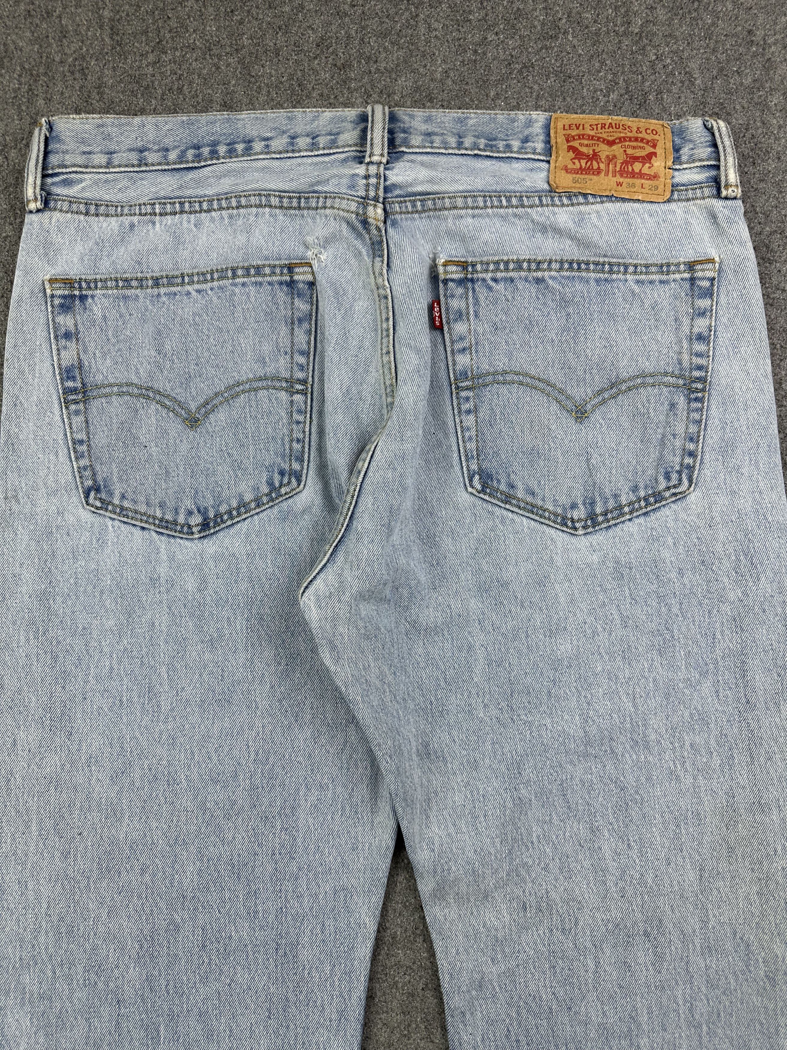 Levi's Vintage Levis 505 Faded Blue Jeans S0049 Size US 37 - 4 Thumbnail
