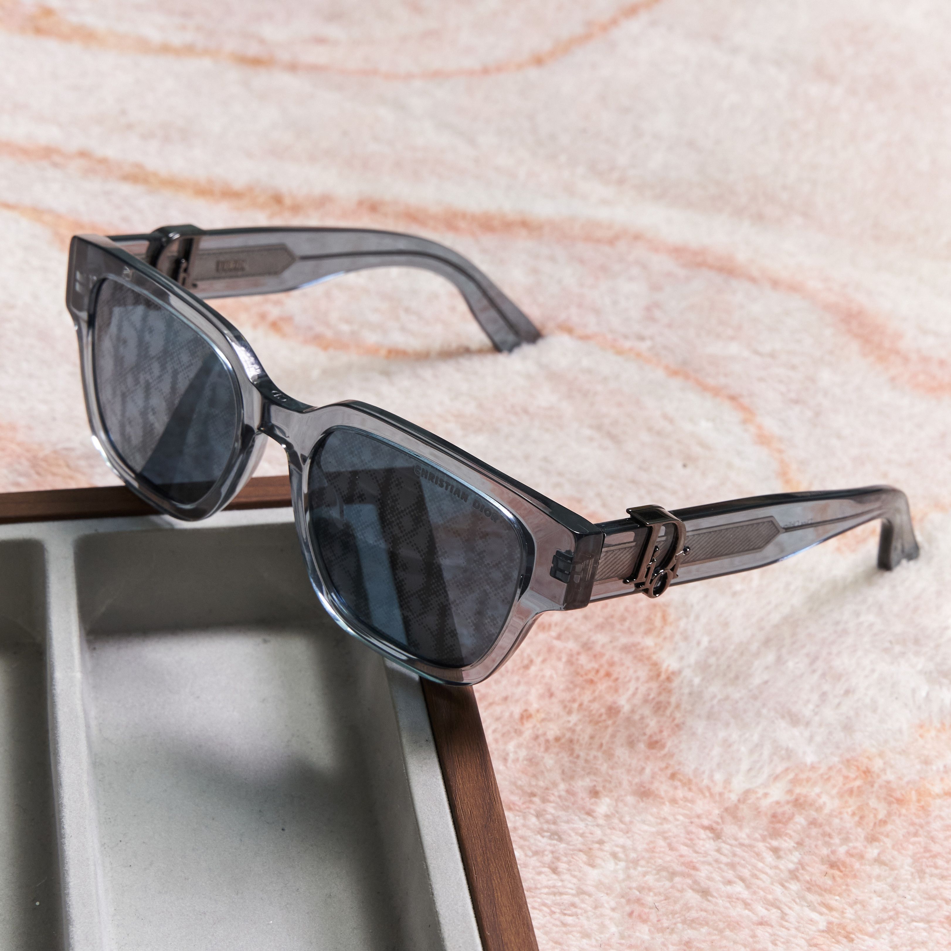 Dior DIOR Oblique S1I 30B8 Sunglasses Size ONE SIZE - 1 Thumbnail