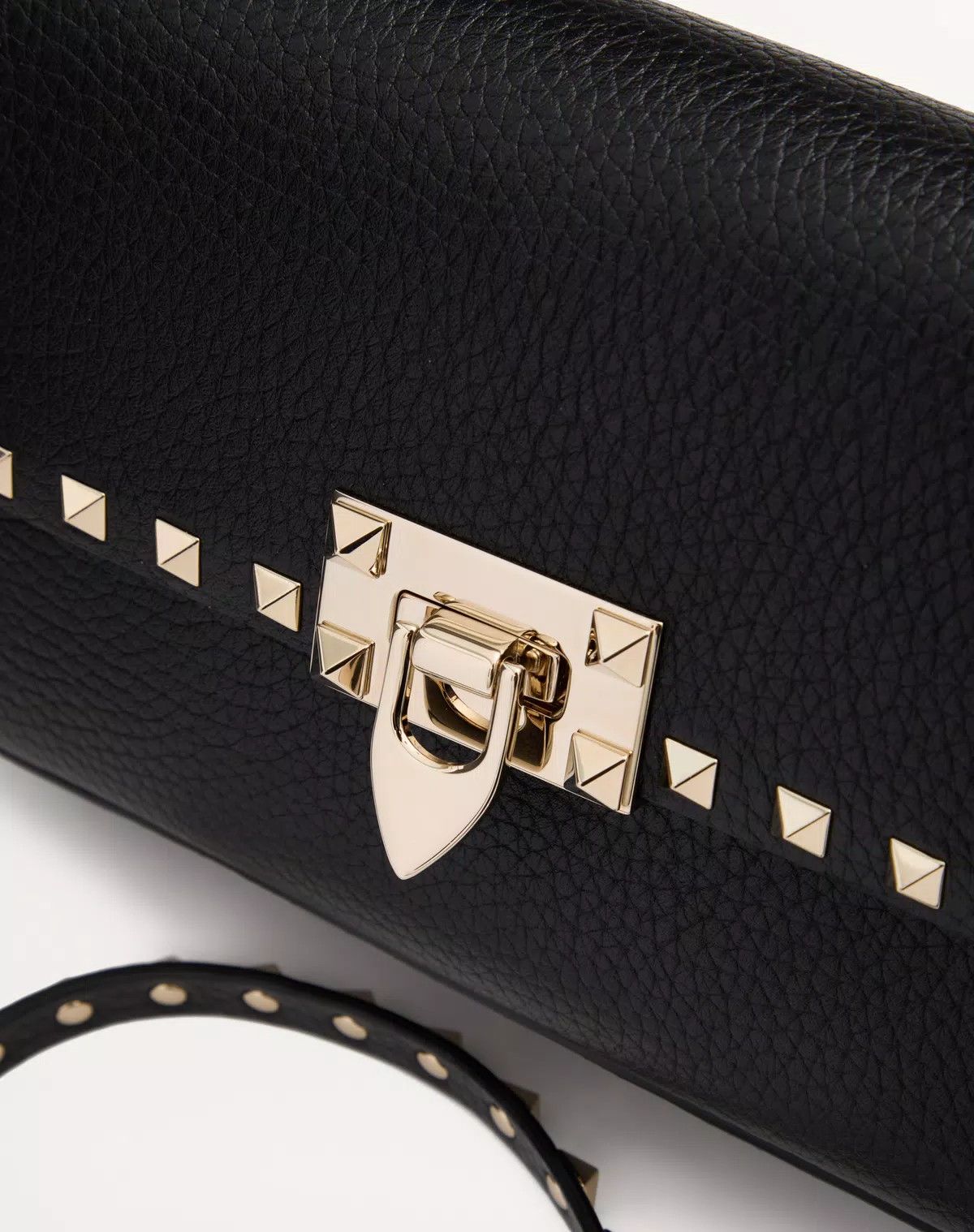 Valentino oc11z0725 Size:OS/Shoulder Bag In Grainy Calfskin in Black Size ONE SIZE - 7 Thumbnail