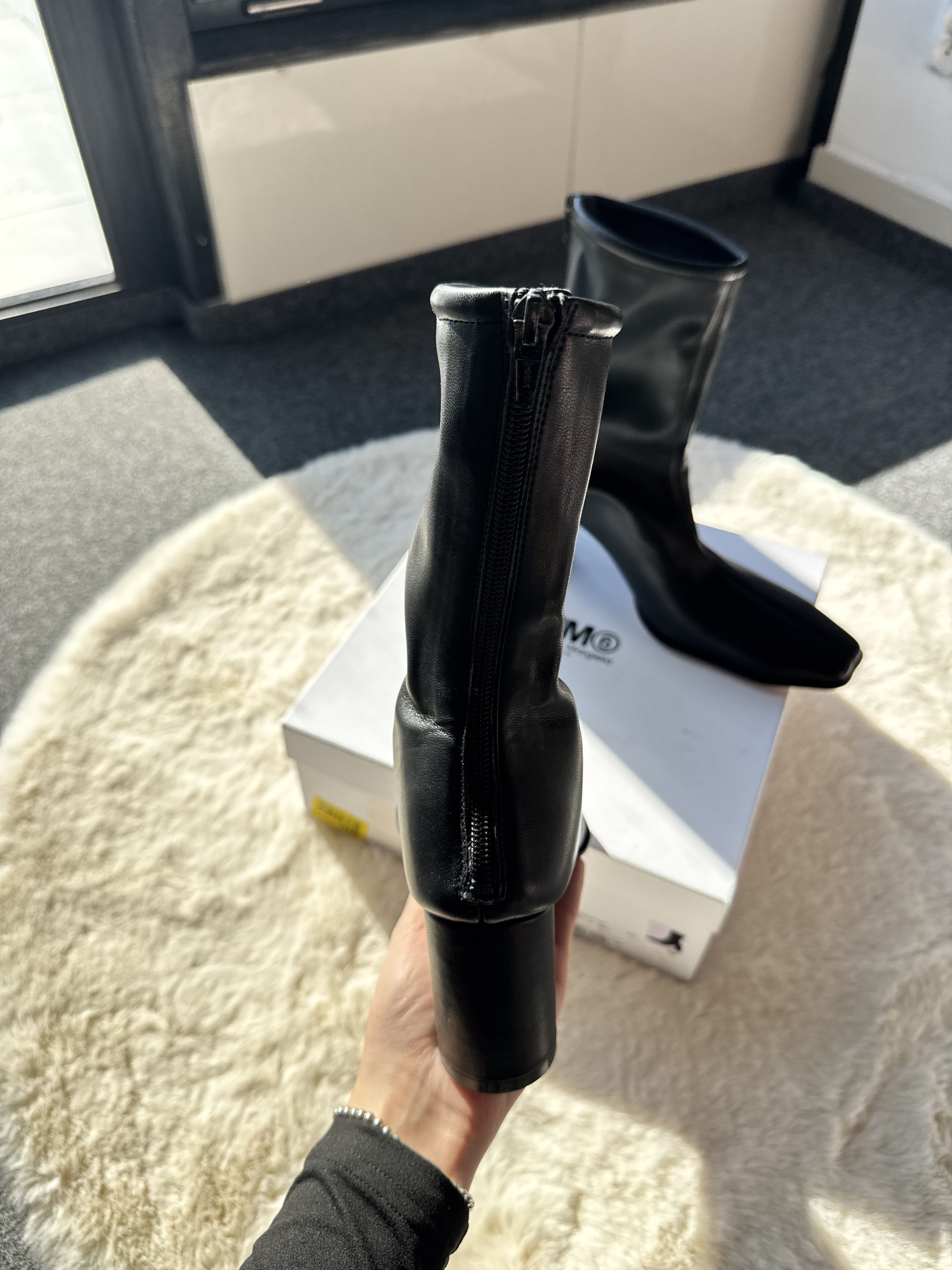 Maison Margiela Maison Margiela MM6 black leather ankle boots 40 Size US 10 / IT 40 - 8 Thumbnail