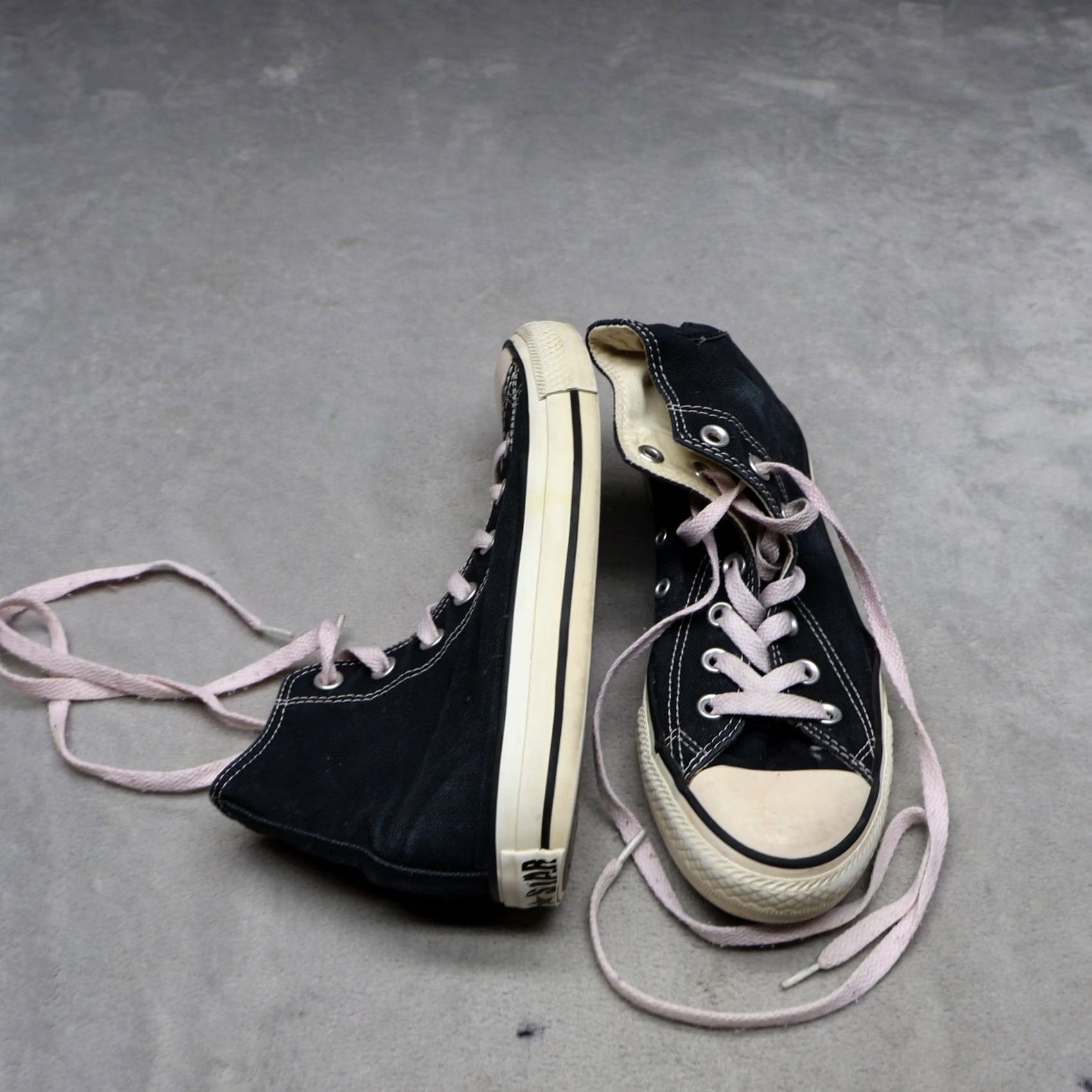 Converse Converse Chuck Taylor All Star High Top Sneakers Black Women 7 Canvas Casual Streetwear Size S / US 4 / IT 40 - 2 Thumbnail