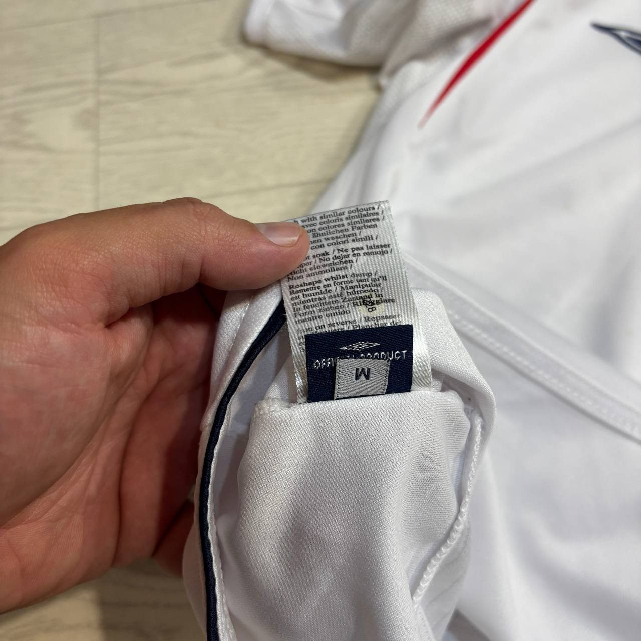 Nike Nike England soccer jersey Size:M Size US M / EU 48-50 / 2 - 5 Thumbnail