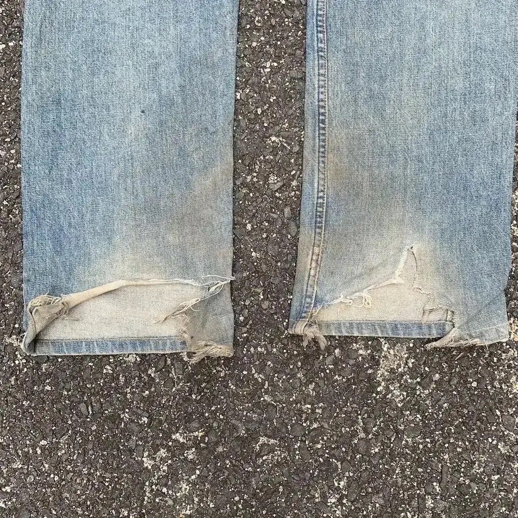Levi's 1990’s Vtg Levi’s Jeans 32x32 SunFaded DistressedDenim Pants Size US 32 / EU 48 - 17 Thumbnail