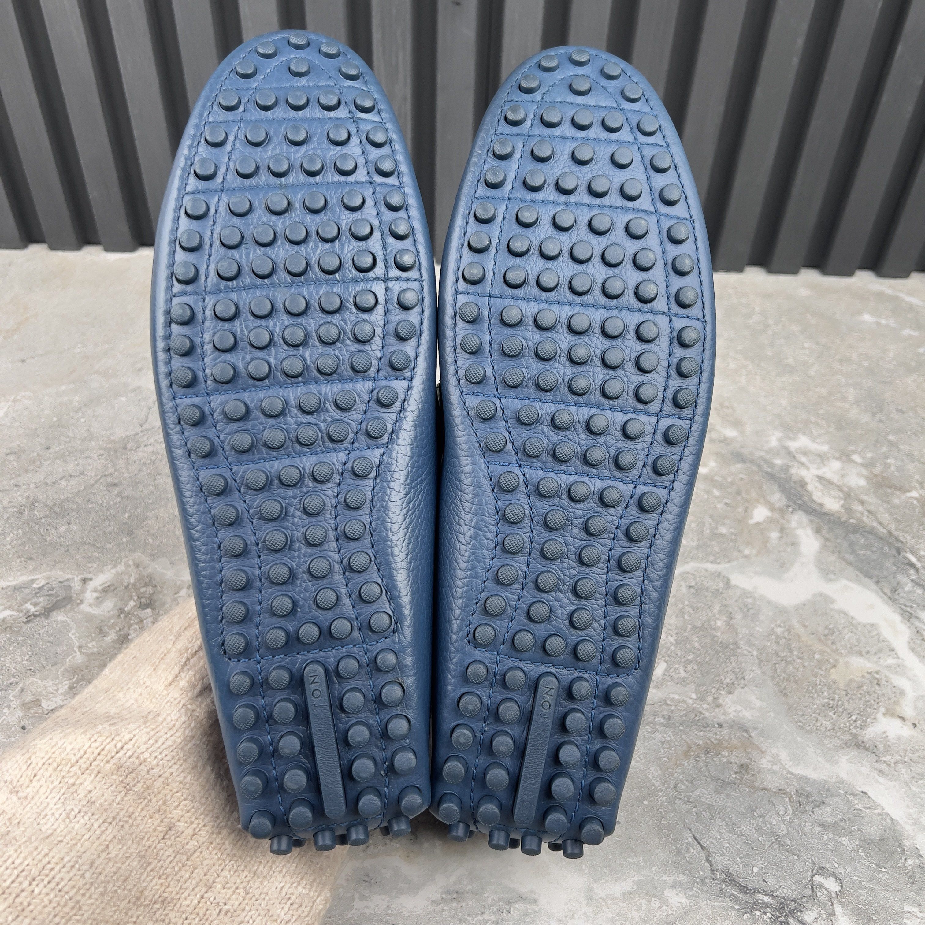 Louis Vuitton Hockenheim Moccasins Blue Grained Leather Size US 9.5 / EU 42-43 - 12 Thumbnail