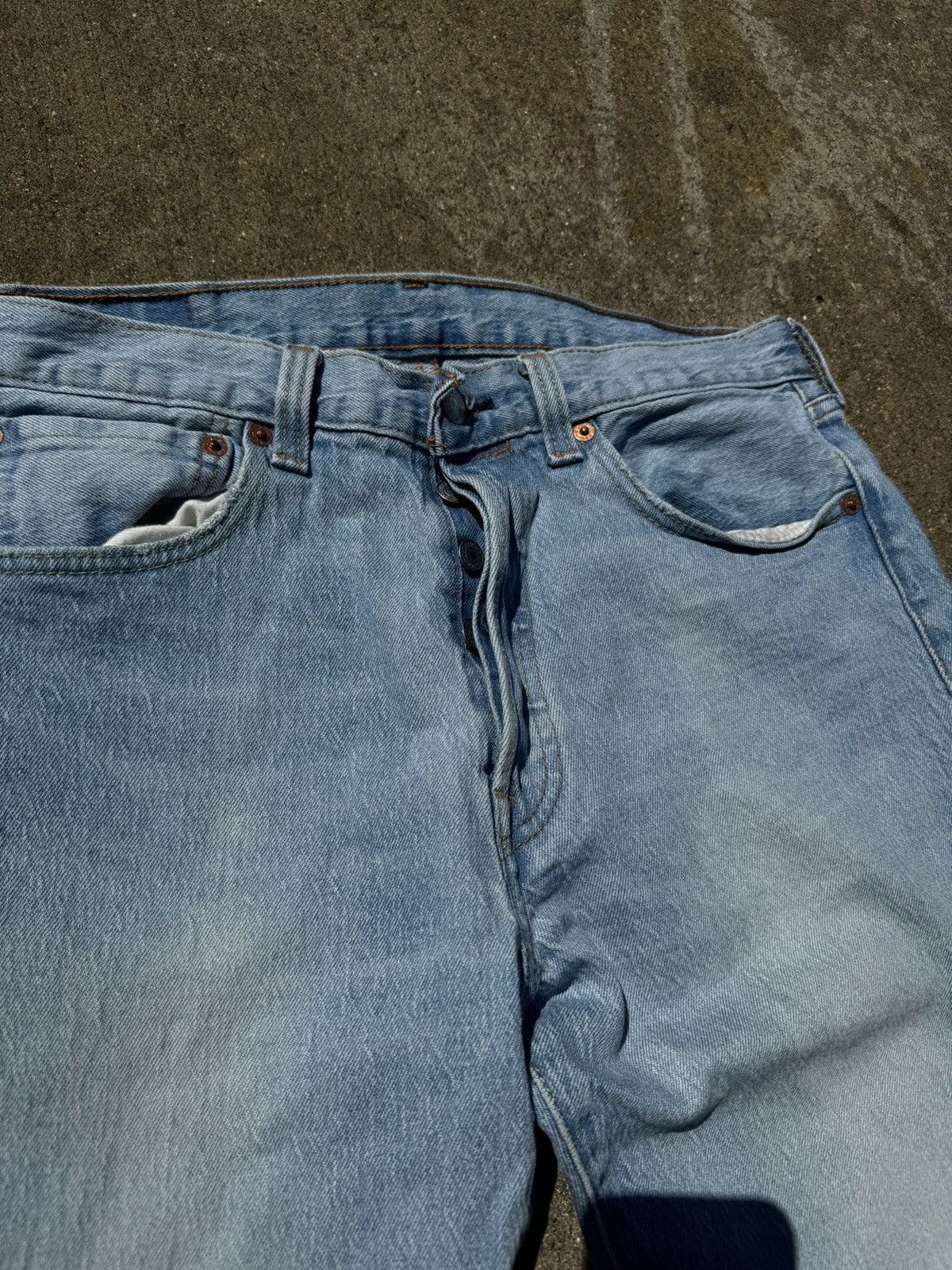 Levi's Light Wash 501 32x32 Size US 32 / EU 48 - 3 Thumbnail