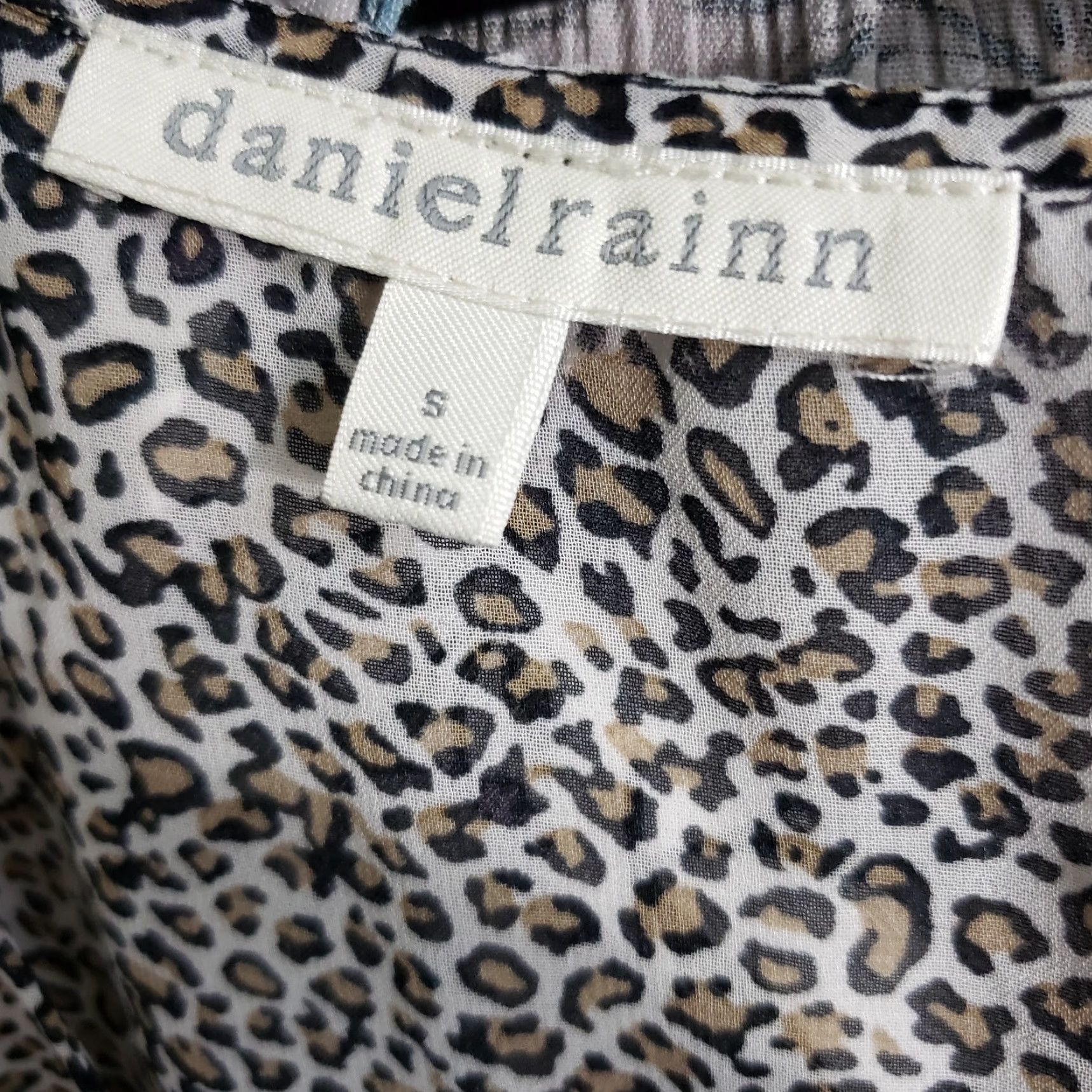 Vintage Daniel Rainn Womens Tank Top Size Small Brown Black Animal Print Sheer Scoop Neck Sleeveless Shirt | Womens Tank Top | Daniel Rainn Size S / US 4 / IT 40 - 5 Thumbnail