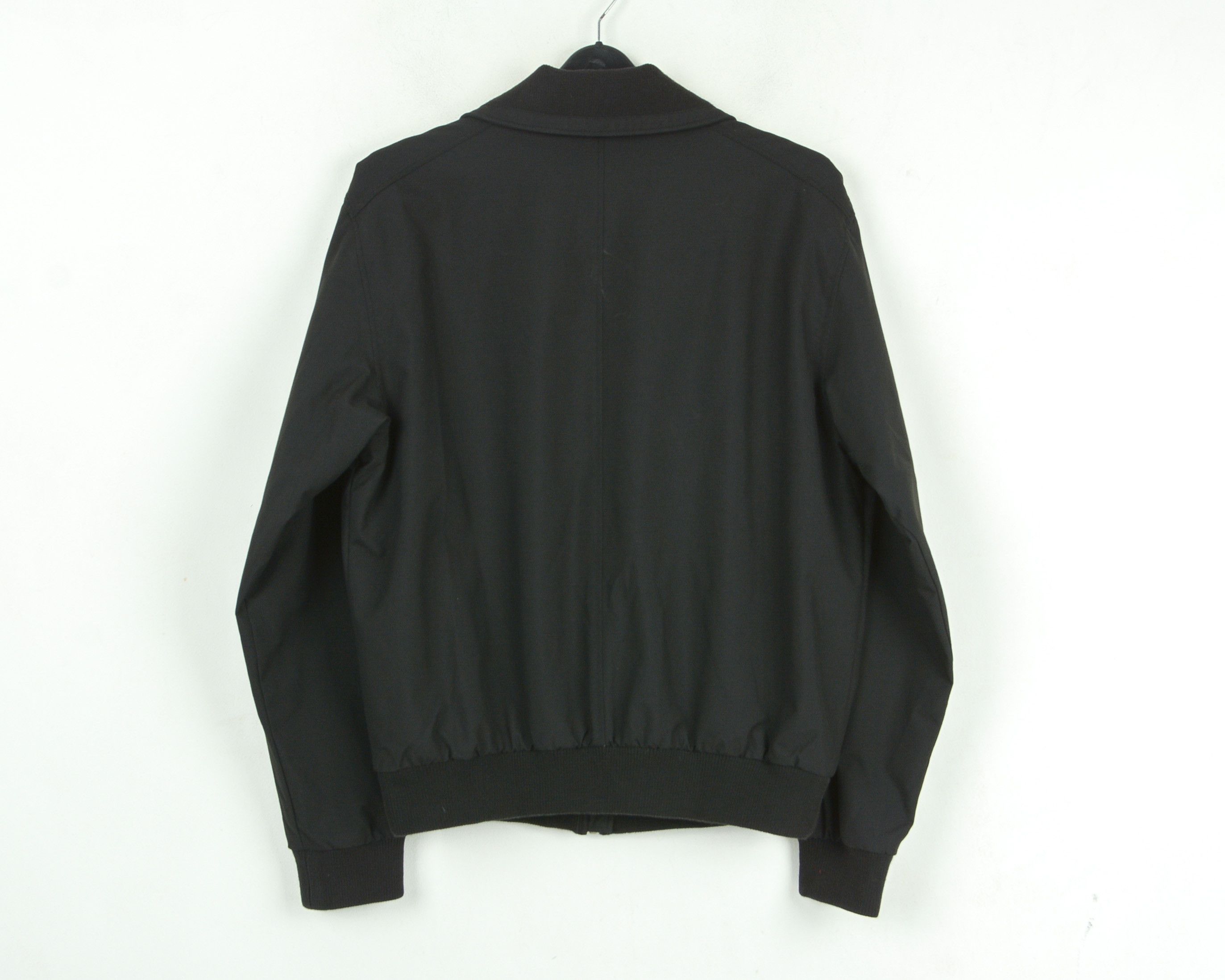 Peak Performance HIPE Mens L Jacket Wind-Waterproof Coat Bomber Lined Black Size US L / EU 52-54 / 3 - 5 Thumbnail