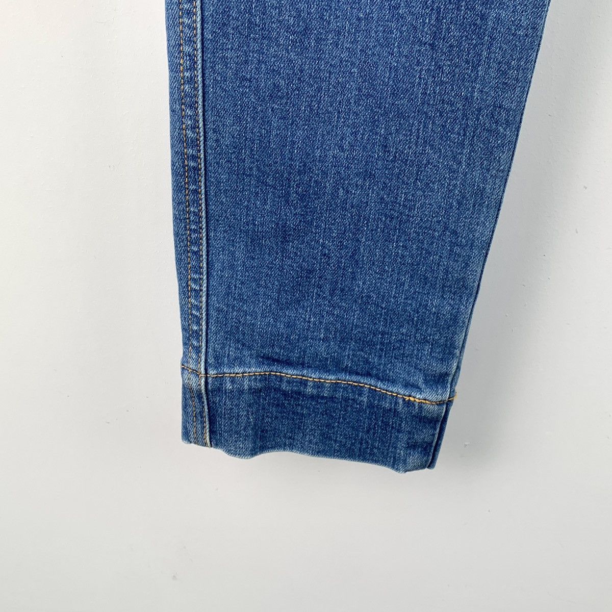 Louis Vuitton Louis Vuitton Dark Blue Cotton Casual Denim Pants K26WX Size 28" / US 6 / IT 42 - 4 Thumbnail