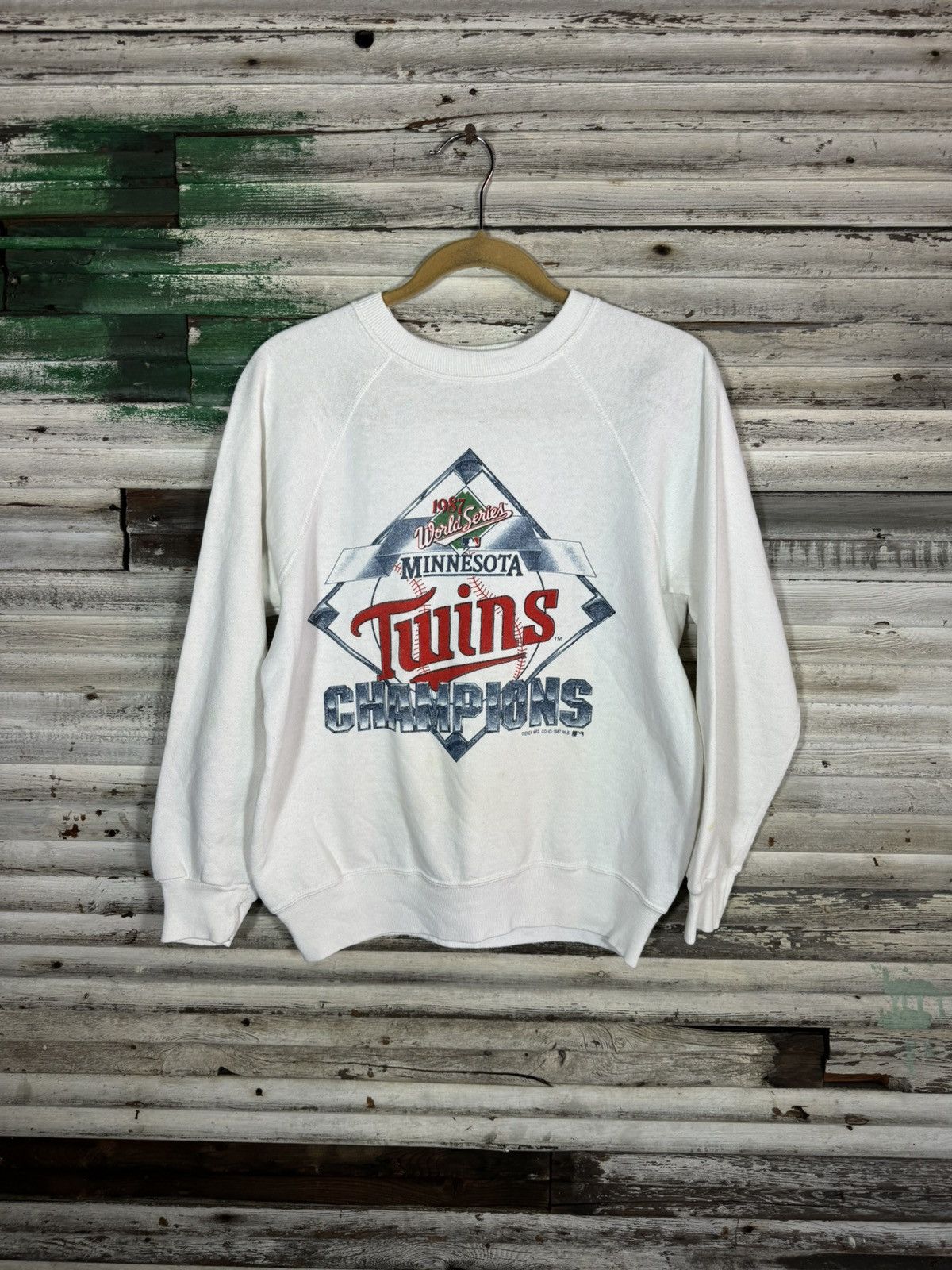 Vintage Vintage 1987 World Series Minnesota Twins Sweatshirt Size US L / EU 52-54 / 3 - 1 Thumbnail