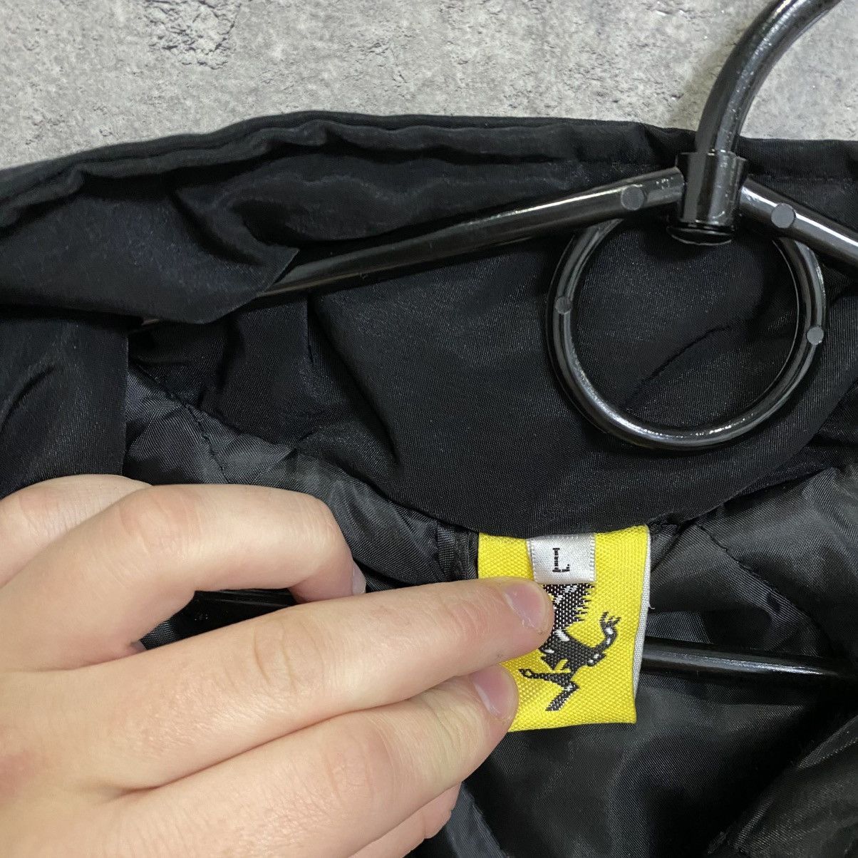 Ferrari × Puma Vintage Ferrari Motorcycle Racing Jacket Big Logo F1 Size US L / EU 52-54 / 3 - 15 Thumbnail