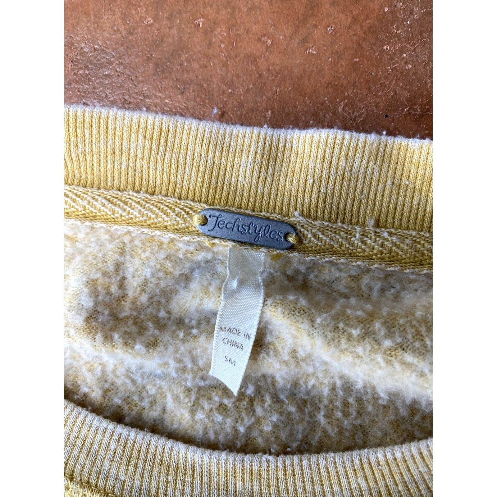 Bodega VINTAGE Techstyles Bodega Bay California Crewneck Sweatshirt Womens Small Yellow Solid Embroidered Outdoor 90s Mens Women Girls Boys Size S / US 4 / IT 40 - 2 Thumbnail