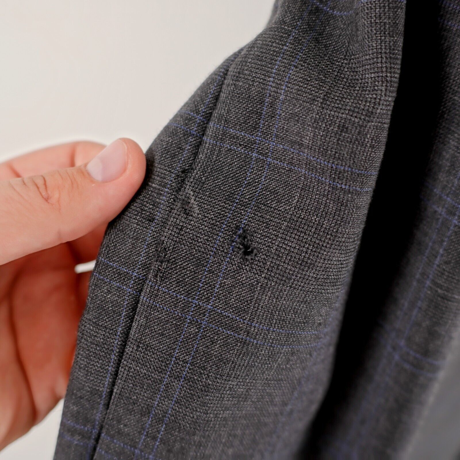 Nautica DAMAGED Nautica Wool Gray Glen Plaid W/ Blue Windowpane 2 Bu Size 42R - 3 Thumbnail