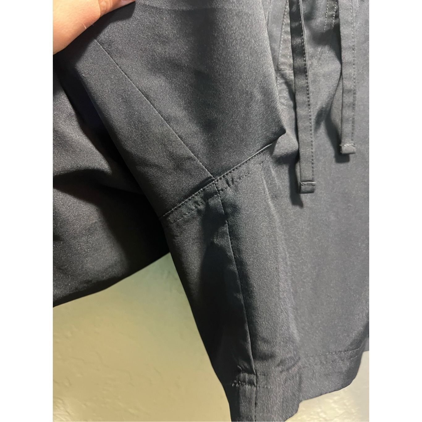 Tek Gear Tek Gear Black With White Stripe Shorts Woman’s Size XL FLAW Size 32" / US 10 / IT 46 - 4 Thumbnail