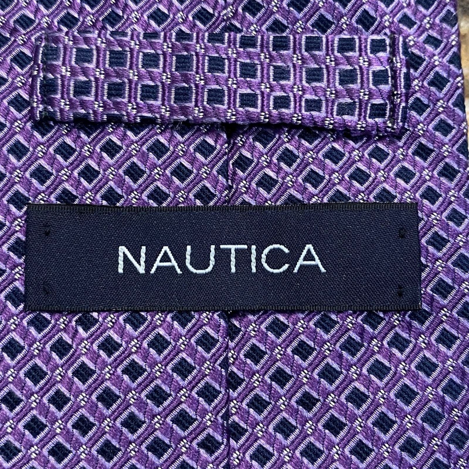 Nautica Nautica Navy and Purple print 100% Silk Tie Size ONE SIZE - 2 Preview