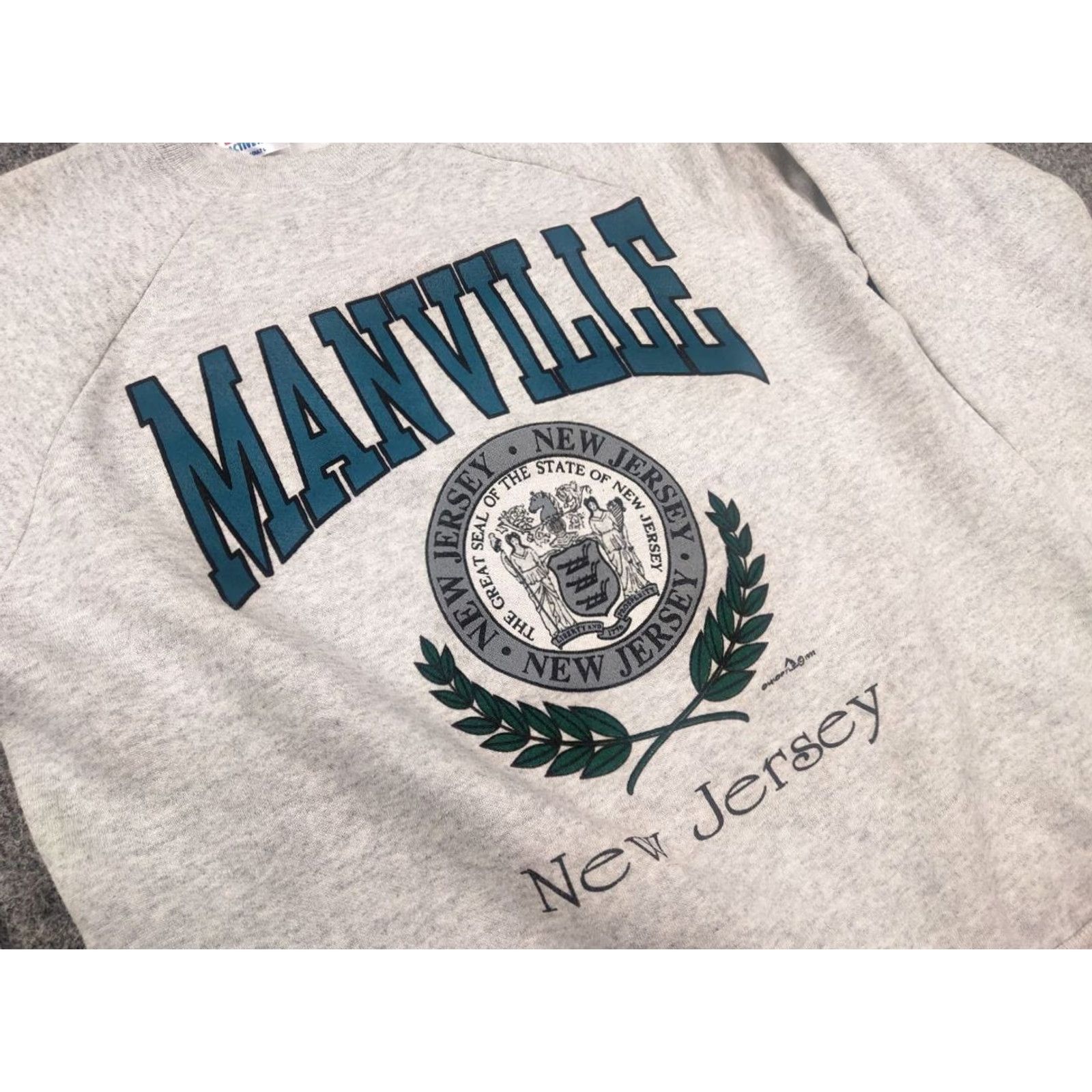 Hanes VINTAGE Hanes Sweatshirt Logo USA Crew neck Gray L Mens Size US L / EU 52-54 / 3 - 6 Thumbnail