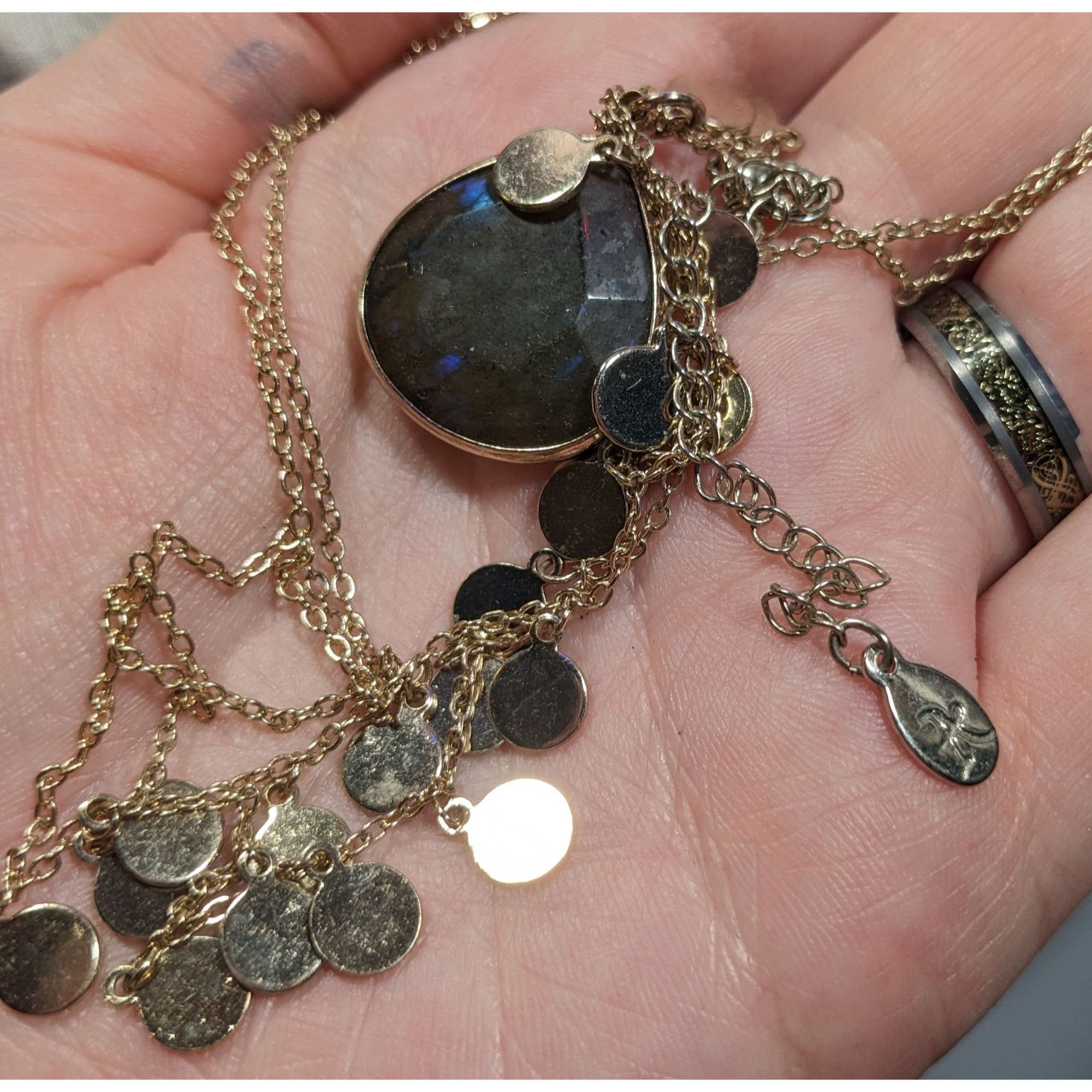 Other Boho Chic Gold Tone Charm Necklace With Teardrop Labradorite Size ONE SIZE - 7 Thumbnail