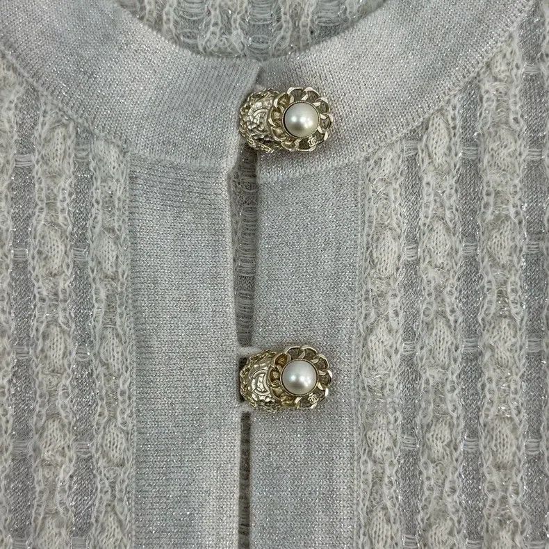 Chanel Chanel Beige silver glitter pearl button long sweater Size XXS / US 00 / IT 34 - 8 Thumbnail