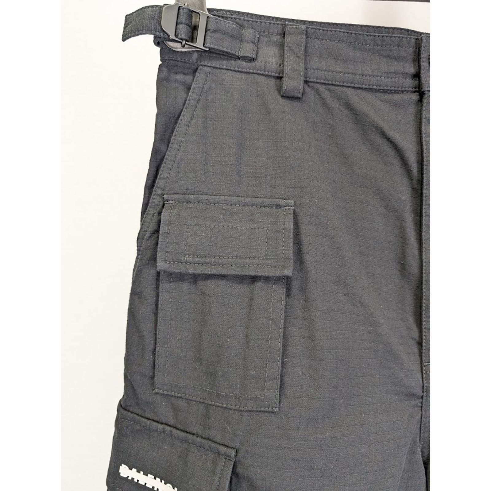 Balenciaga o1rshd1 Cotton Ripstop Gamer Shorts in Black Size US 32 / EU 48 - 5 Thumbnail