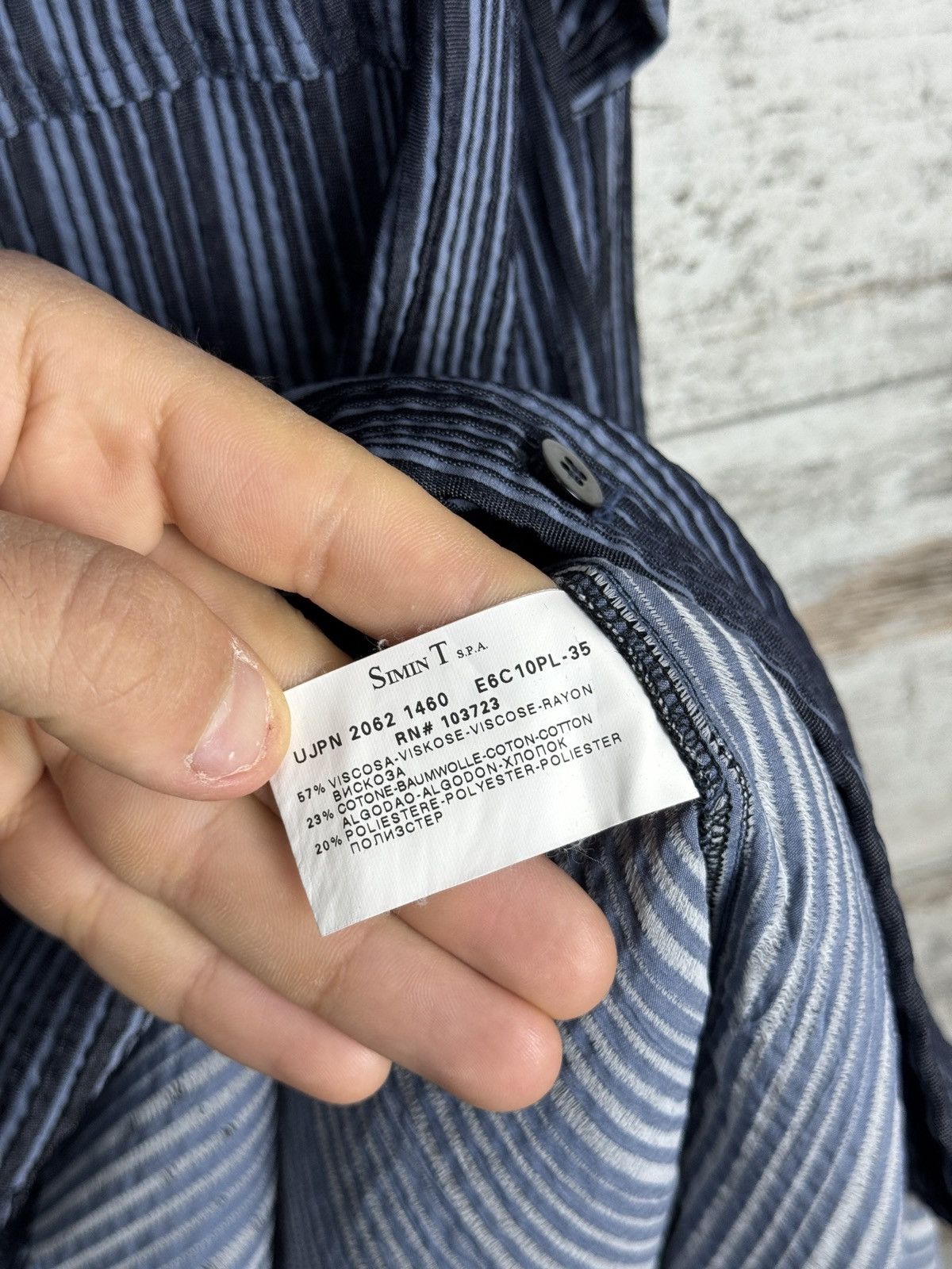Armani Mens Vintage Armani jeans shirts button up luxury rare Size US XL / EU 56 / 4 - 10 Thumbnail