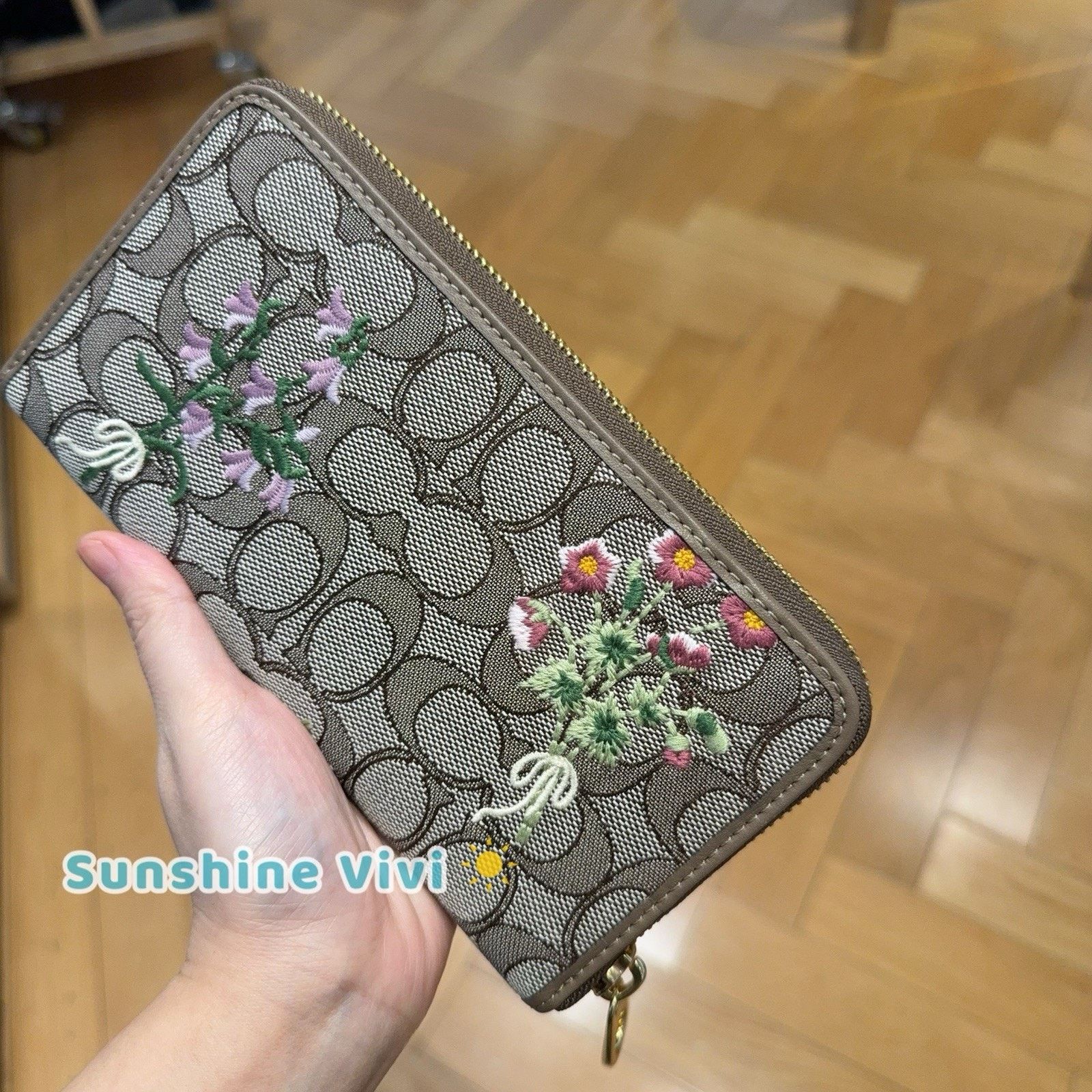 Coach NWT Coach Long Zip Around Wallet Floral Embroidery CEC23 Oak Size ONE SIZE - 4 Thumbnail