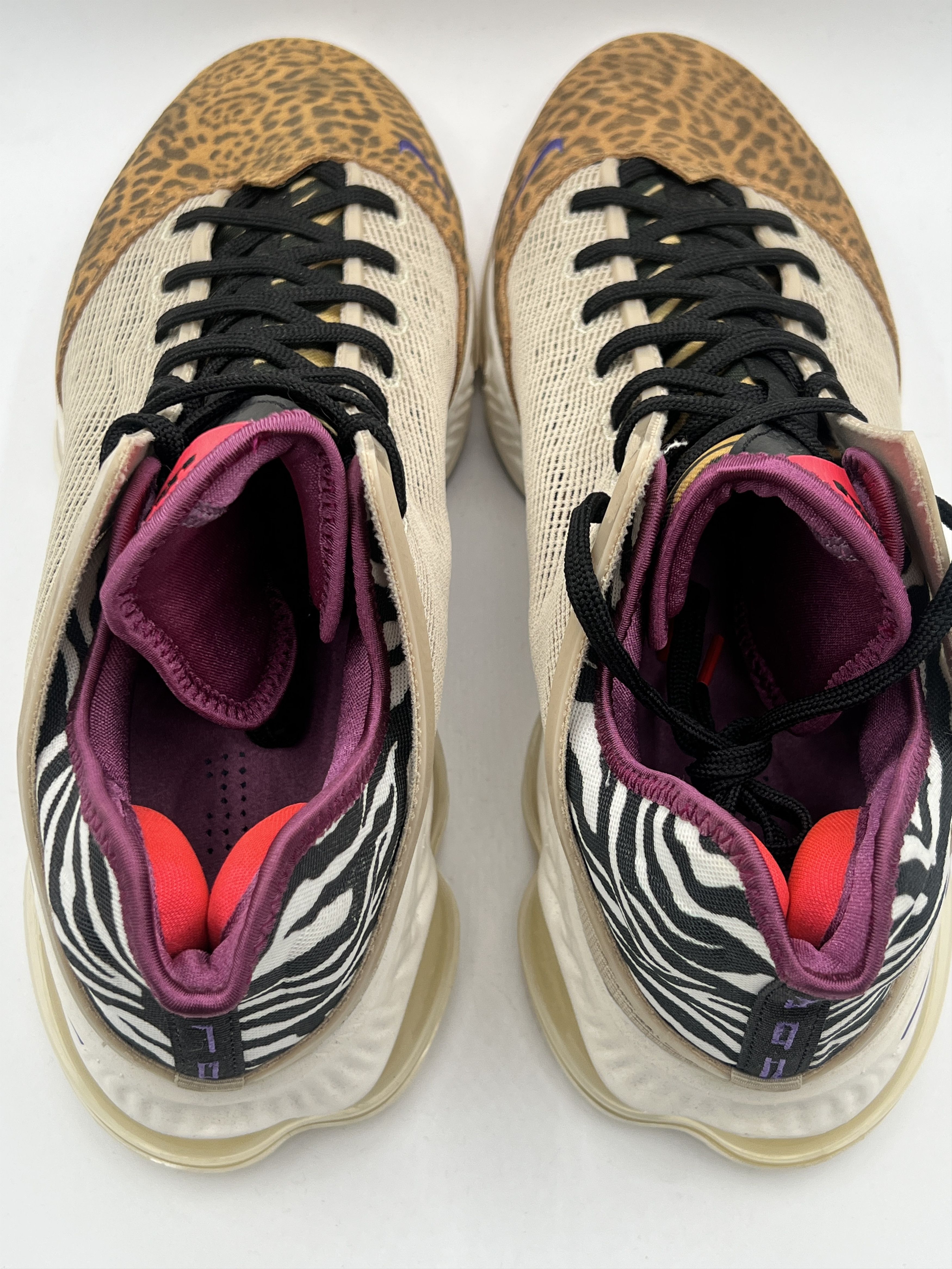 Nike Nike LeBron 19 Low Safari Size US 13 / EU 46 - 5 Thumbnail