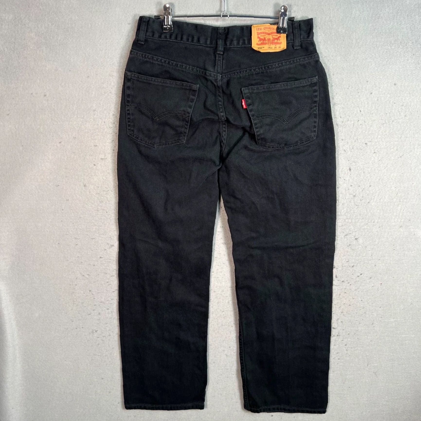 Levi's VINTAGE Levi's Levi's 550 Jeans Straight Adult Women 18 Black Denim Relaxed Fit 27 Inseam 28 Waist Womens 90s Size 40" / US 18 - 2 Thumbnail