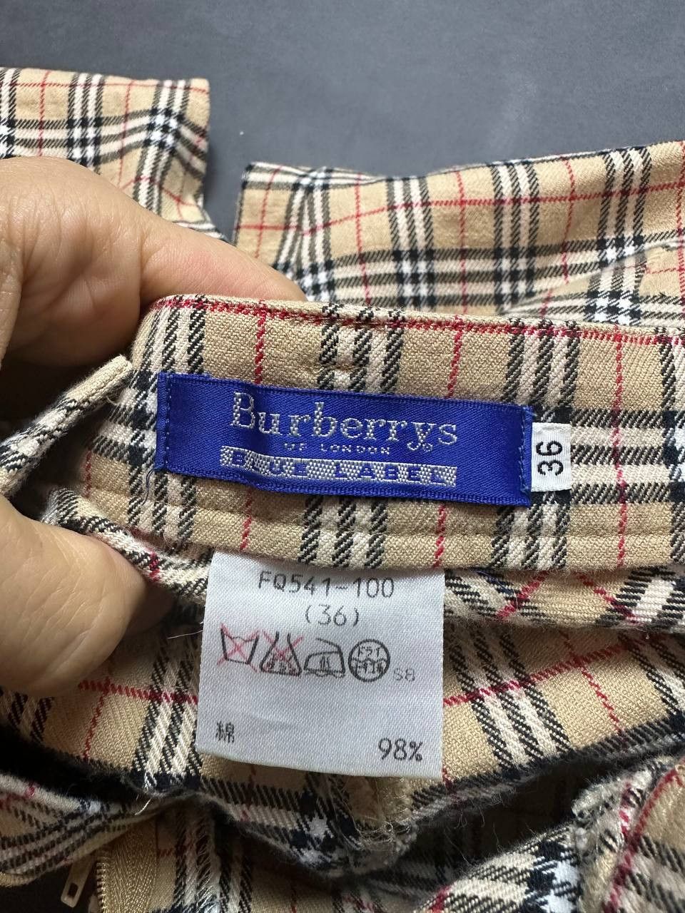 Burberry × Japanese Brand Burberry Blue Label Japan Rare Womens Pants Nova Check Size 36" / US 14 / IT 50 - 5 Thumbnail