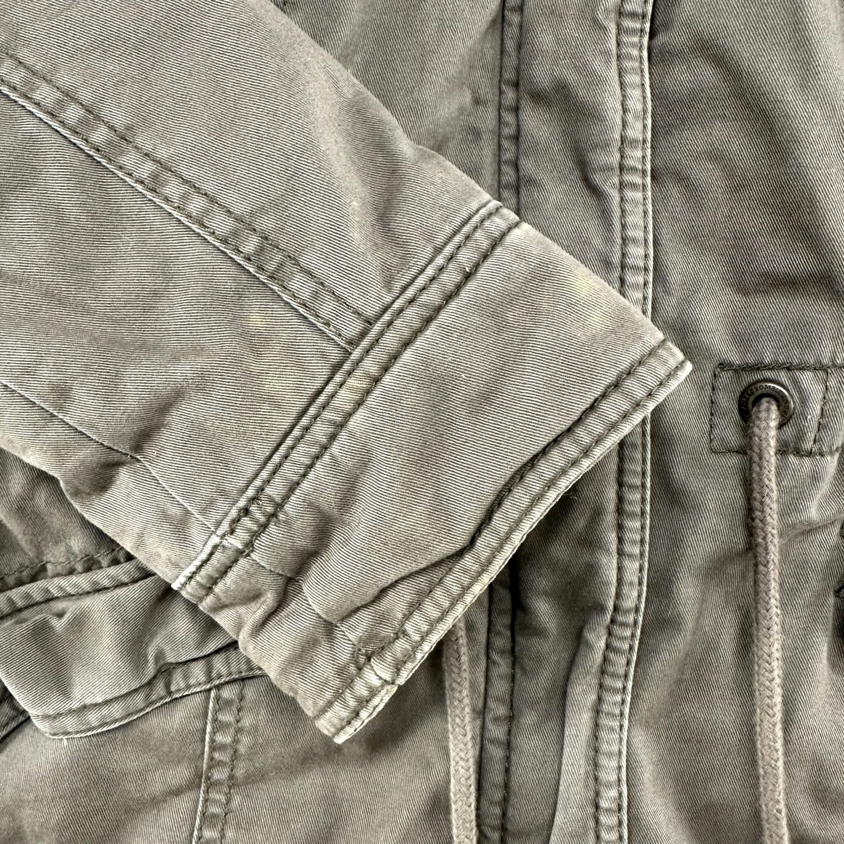 Abercrombie & Fitch VINTAGE Abercrombie & Fitch Parka Jacket Womens Small Green Hooded Lined Army Winter Casual Womens Size S / US 4 / IT 40 - 5 Thumbnail