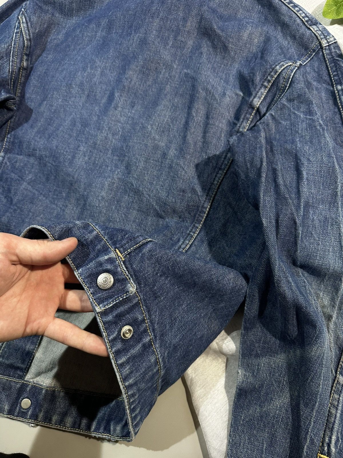 Levi's Vintage Clothing Levis Denim Jacket Trucker Tupe lll Blue Wash Overshirt Size US M / EU 48-50 / 2 - 17 Thumbnail