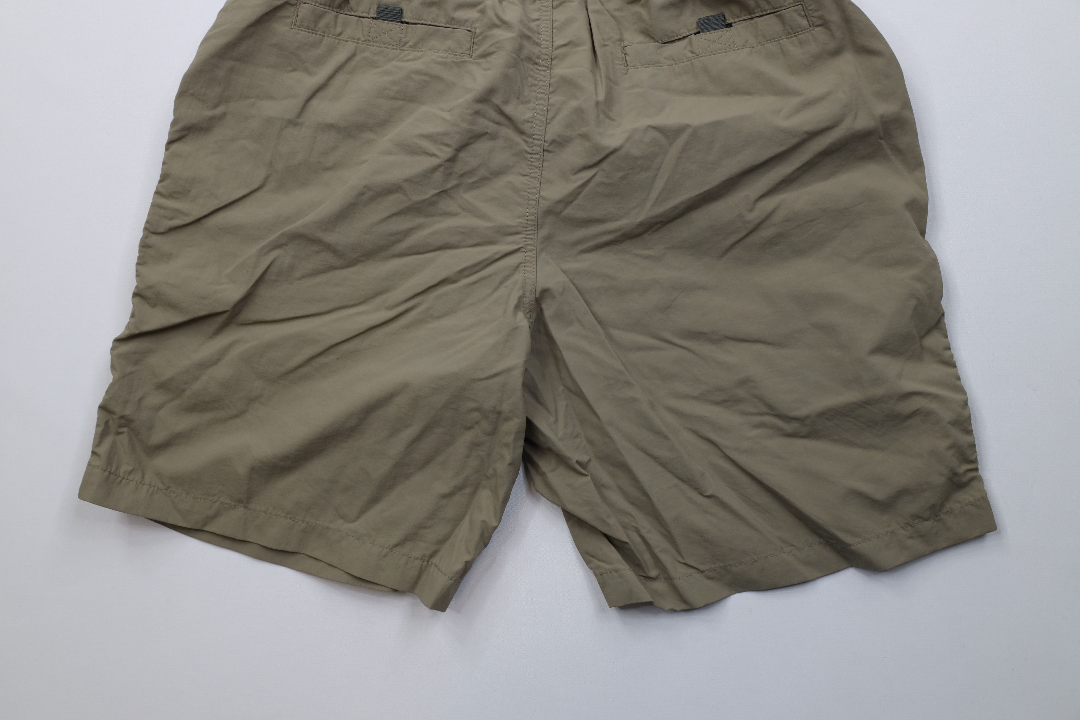Eddie Bauer Vintage Y2K Eddie Bauer Above Knee Trekking Cargo Shorts Size US 34 / EU 50 - 10 Thumbnail