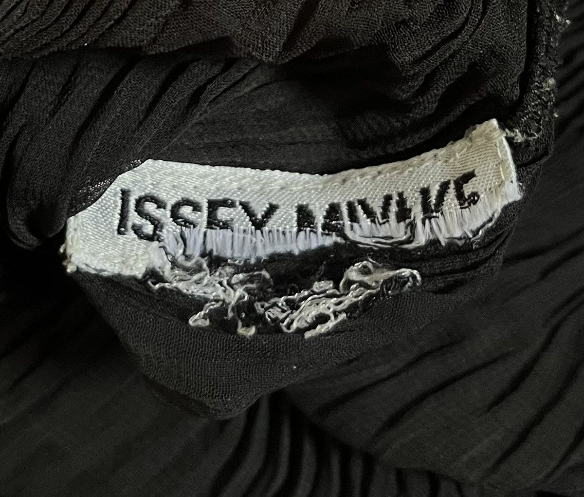 Issey Miyake Vintage issey miyake pleats sheer black turtleneck Size S / US 4 / IT 40 - 2 Thumbnail