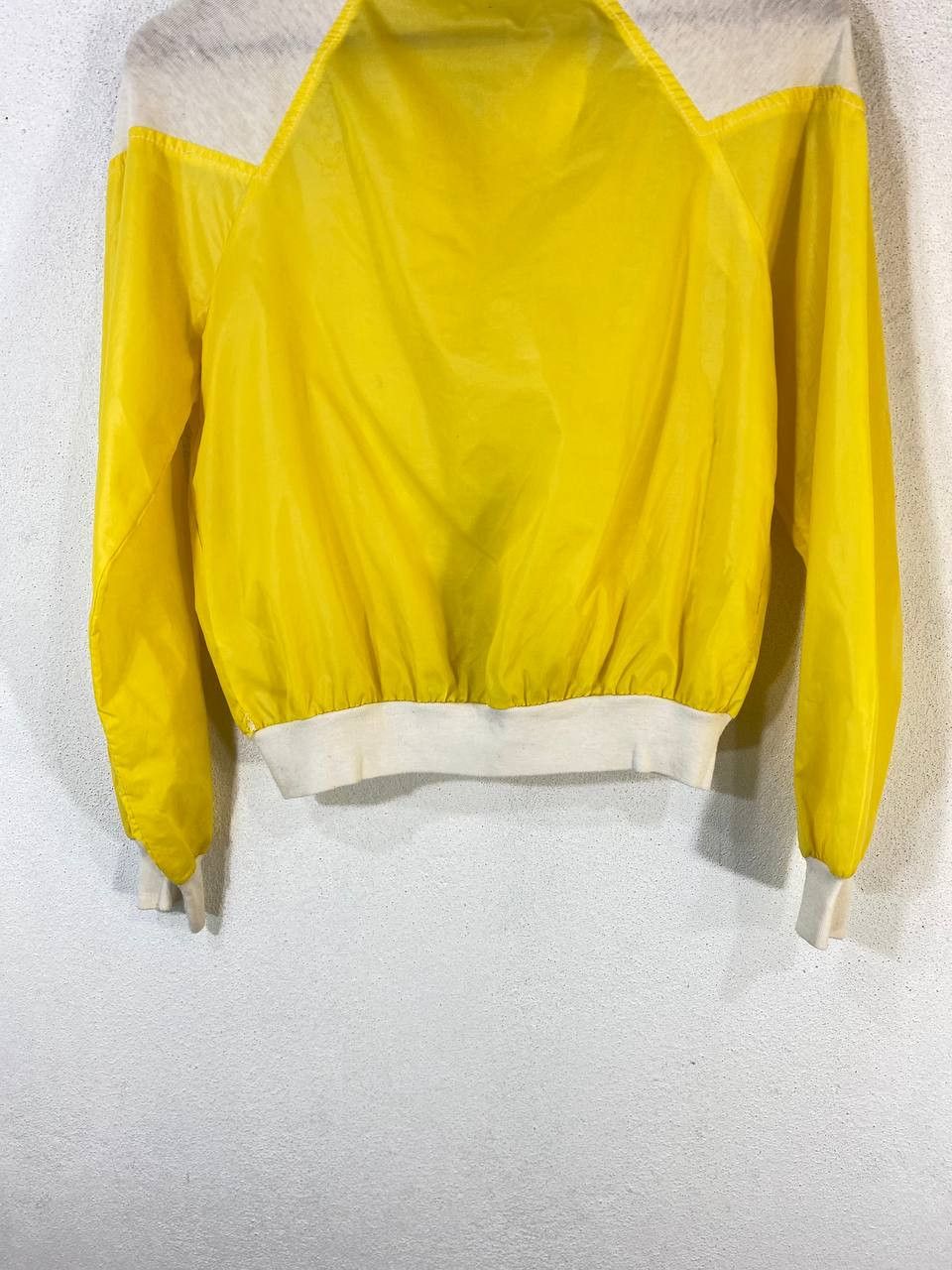 Vintage vintage two tone thin nylon windbreaker nice design Size US S / EU 44-46 / 1 - 10 Thumbnail