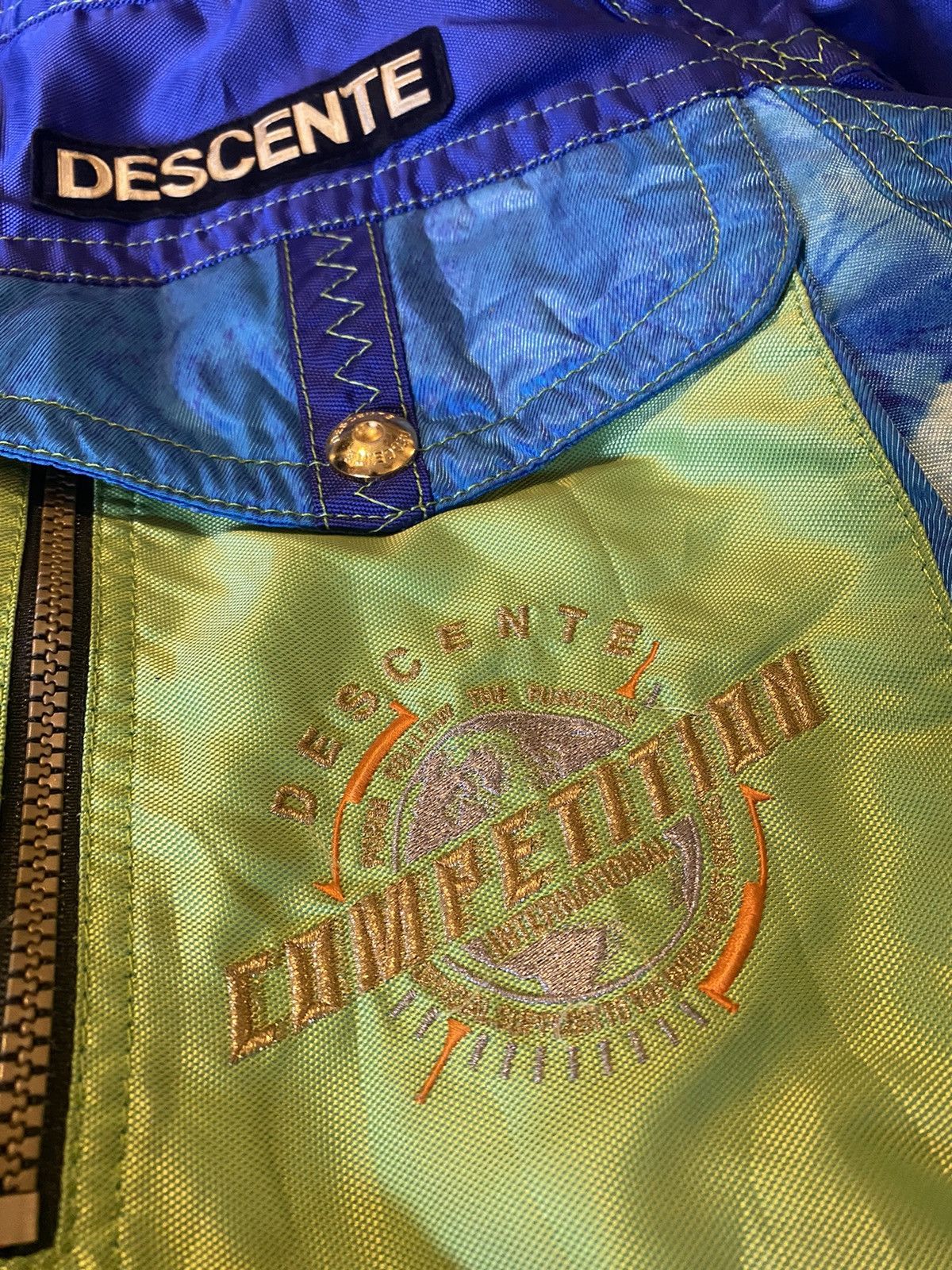 Descente vintage descente ski jacket Size US L / EU 52-54 / 3 - 3 Thumbnail