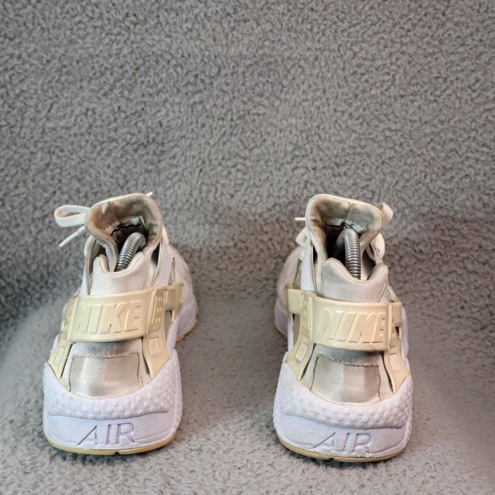 Nike Nike Air Huarache Sneaker Men Size 11 White Triple Retro Low Top Athletic Size US 11 / EU 44 - 4 Thumbnail