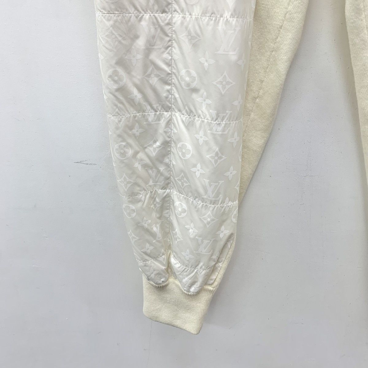 Louis Vuitton Louis Vuitton Wool Cashmere Blend Casual Pants K26WX Size 26" / US 2 / IT 38 - 5 Thumbnail