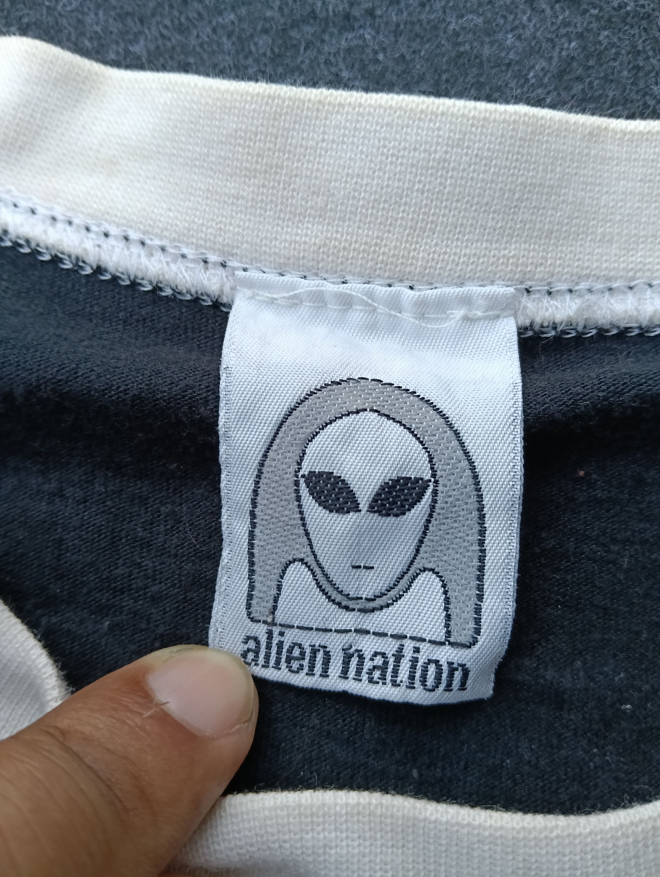 Alien Workshop 90s alien nation big Logo like alien workshop style Size US M / EU 48-50 / 2 - 4 Thumbnail