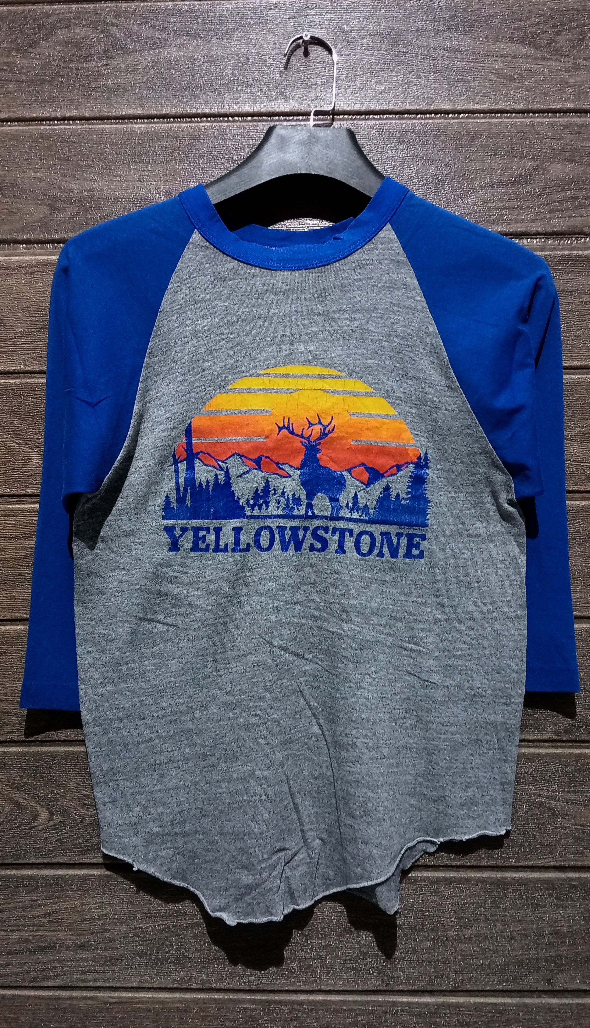 Vintage Vintage '80s Single Stitch Yellowstone 3Q Sleeve Tee Size US M / EU 48-50 / 2 - 1 Thumbnail