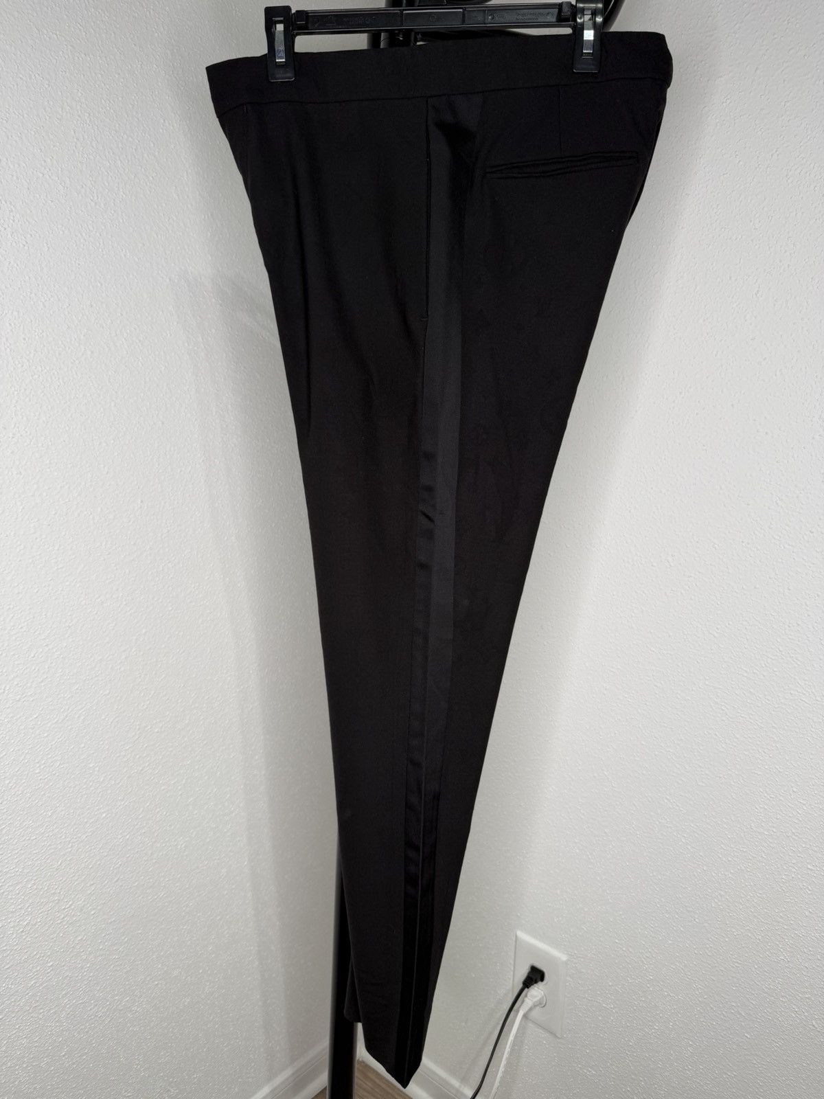 Louis Vuitton Louis Vuitton Monogram Embossed Tailored Pants RM231F Japan Size US 32 / EU 48 - 6 Thumbnail