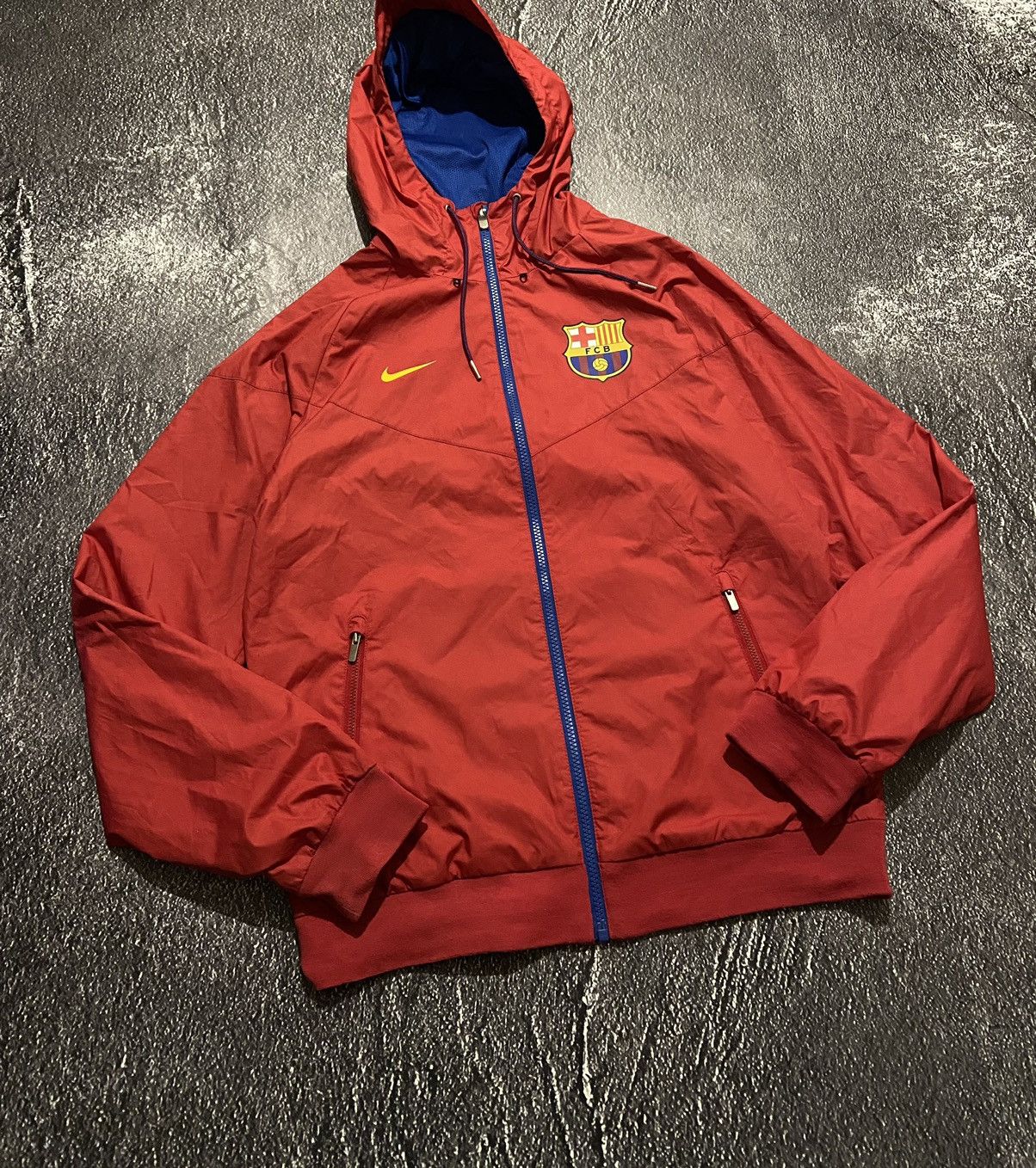 Nike fc barcelona authentic windrunner jacket - clearance 2017/18